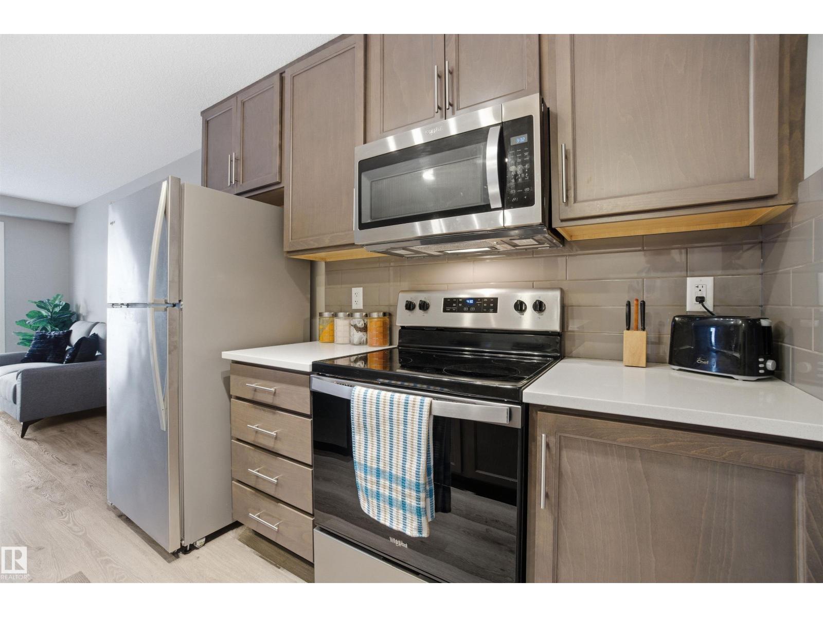 #427 148 Ebbers Bv Nw, Edmonton, Alberta  T5Y 4A4 - Photo 8 - E4468468