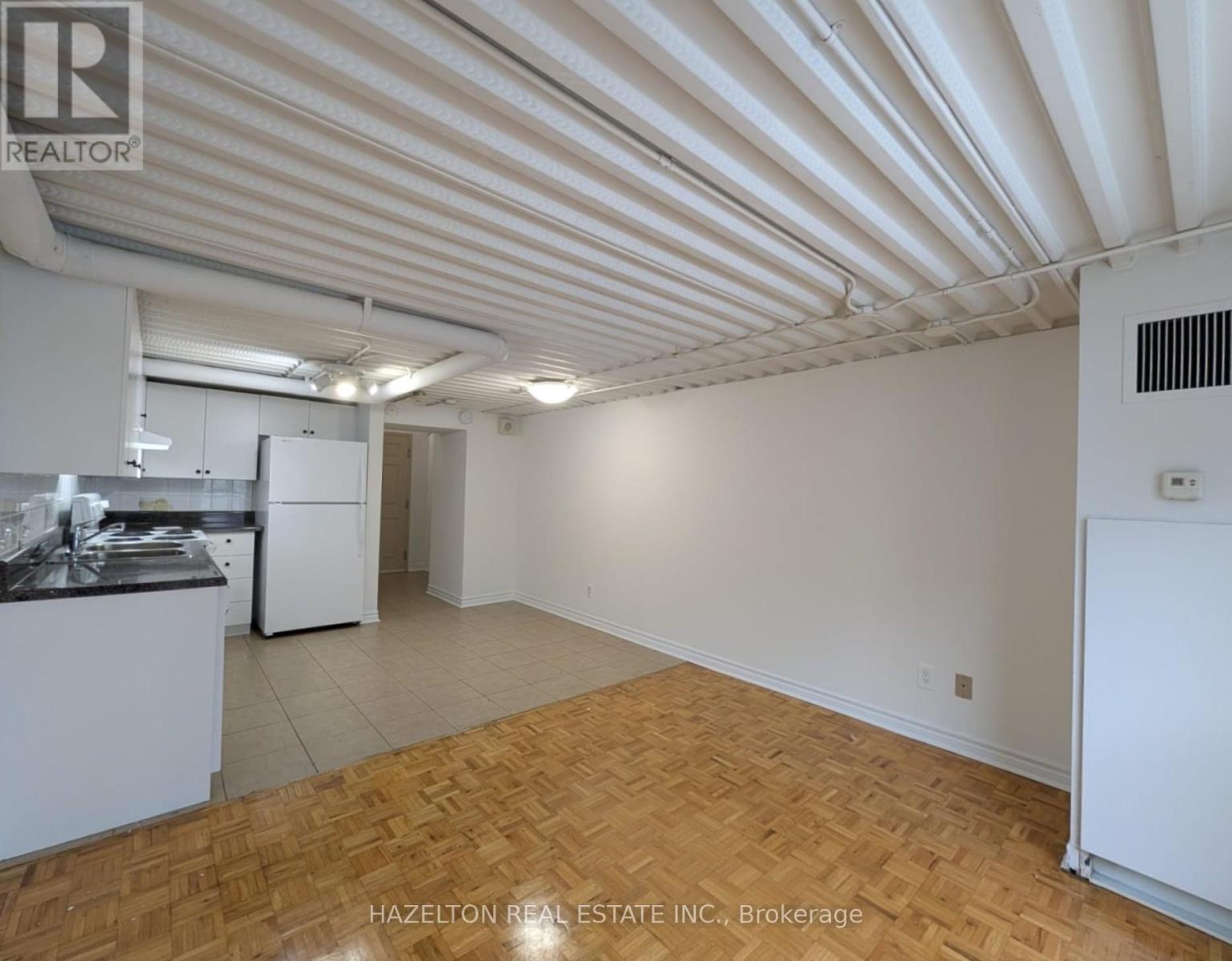 505 - 806 Lansdowne Avenue, Toronto, Ontario  M6H 4K2 - Photo 9 - W12638322