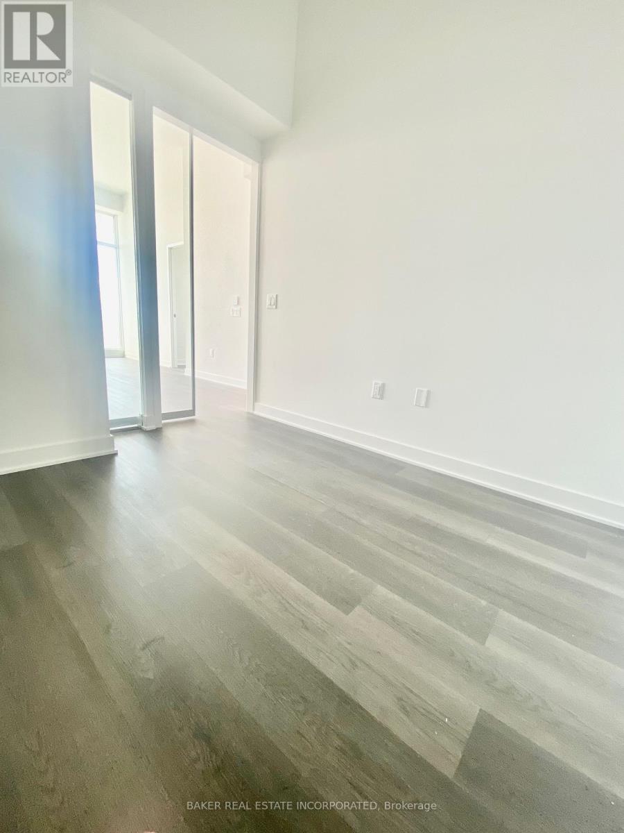 4807 - 3900 Confederation Parkway, Mississauga, Ontario  L5B 0M3 - Photo 9 - W12644858