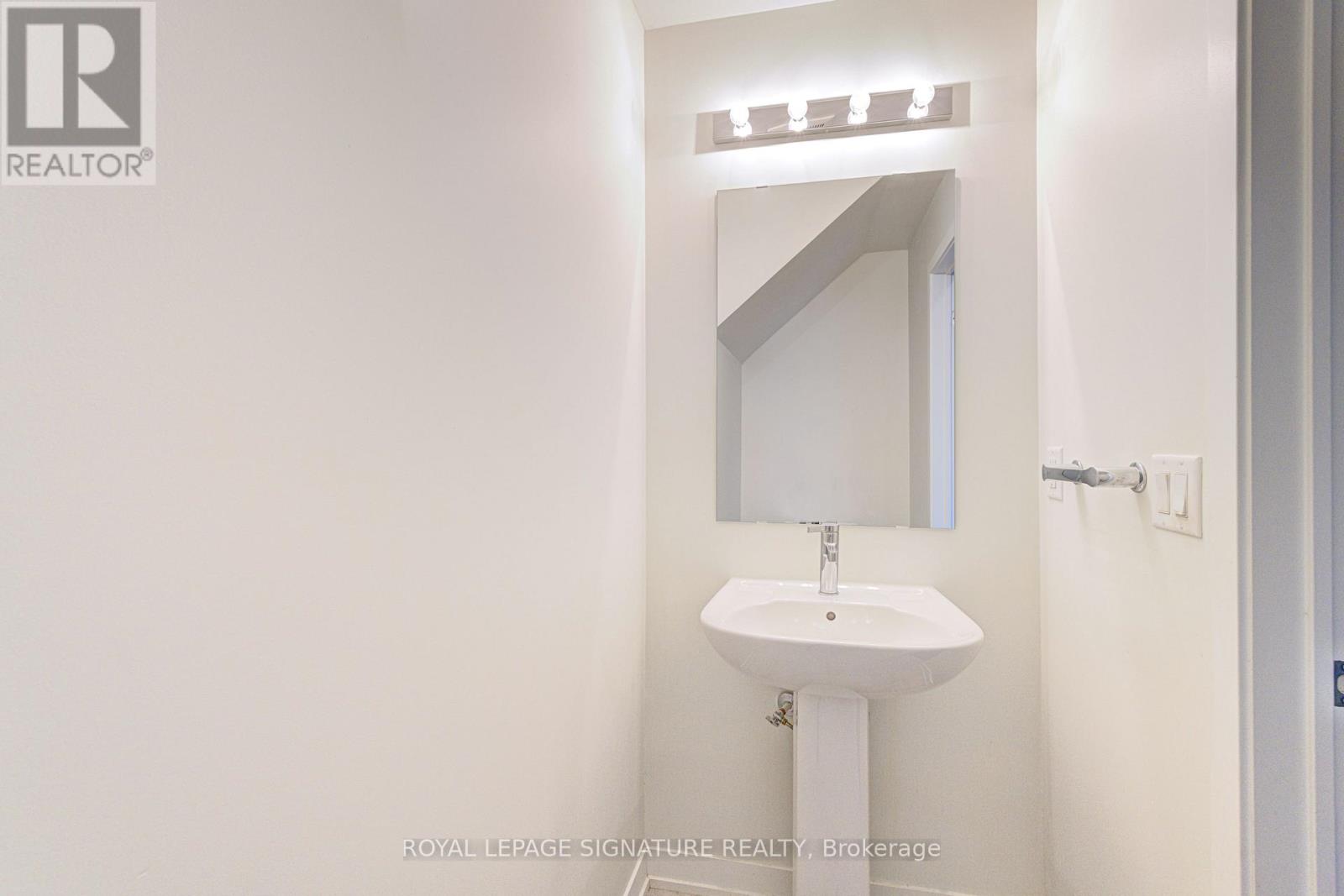 4 - 3429 Ridgeway Drive, Mississauga, Ontario  L5L 0B9 - Photo 17 - W12644864