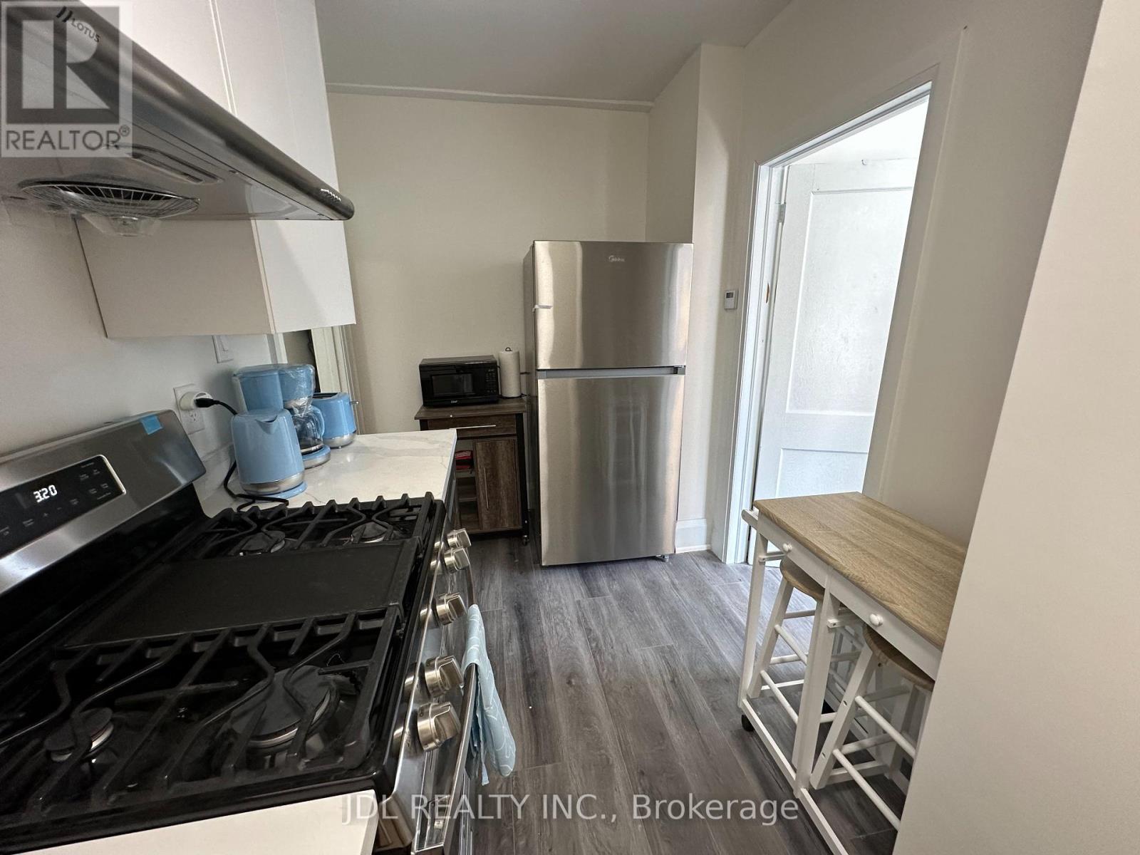 5 - 5 Sorauren Avenue, Toronto, Ontario  M6R 2C6 - Photo 21 - W12644878