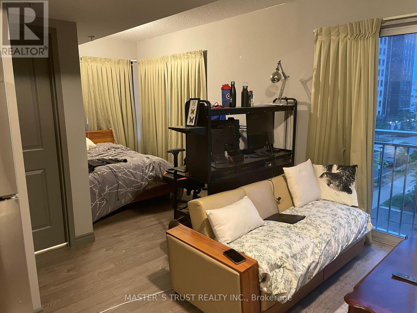 502 - 321 Spruce Street, Waterloo, Ontario  N2L 0G4 - Photo 6 - X12644888