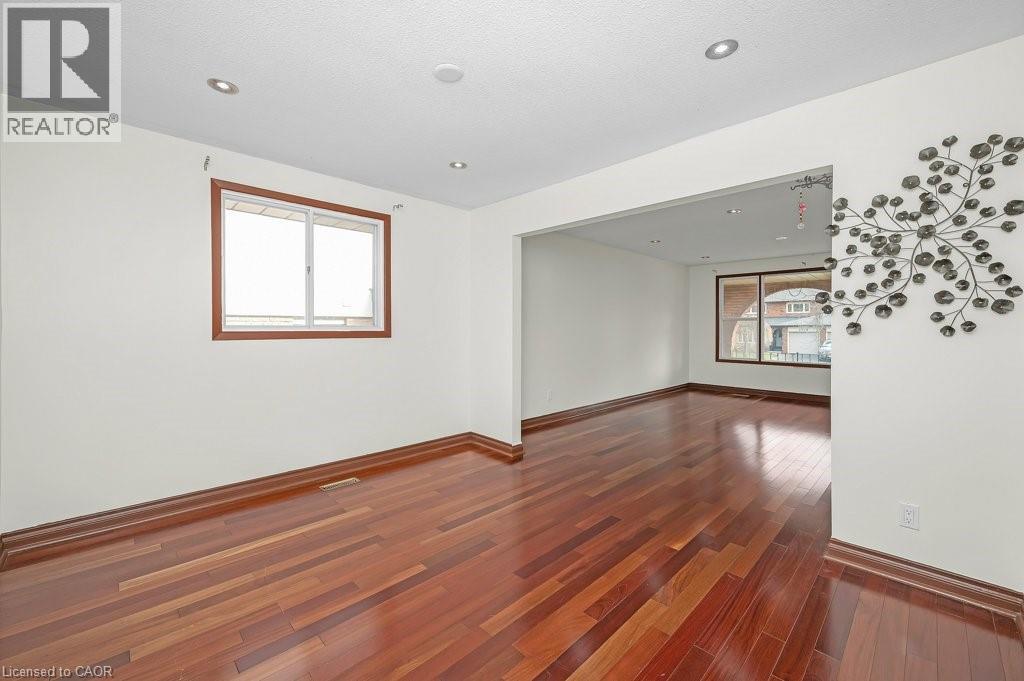 2523 Waterford Street, Oakville, Ontario  L6L 5E5 - Photo 8 - 40789792