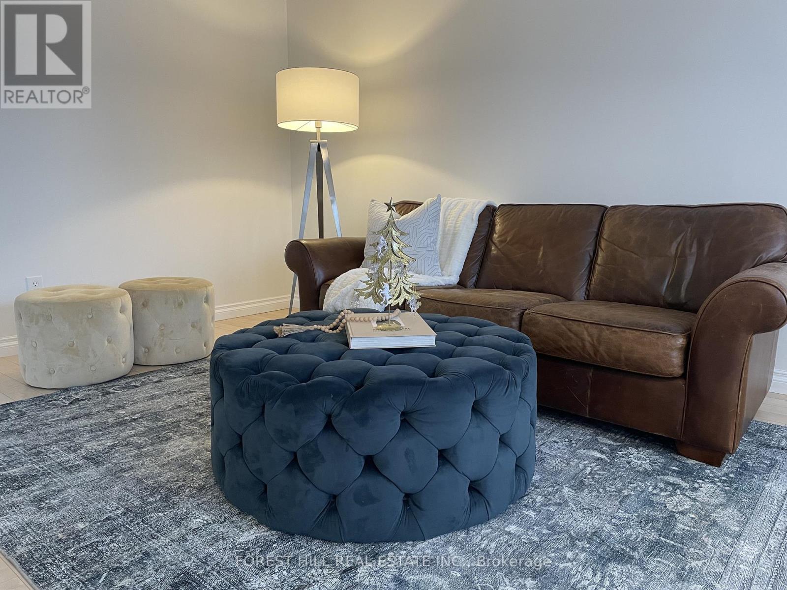 609 Millbank Drive, London South, Ontario  N6E 1Y6 - Photo 3 - X12644896