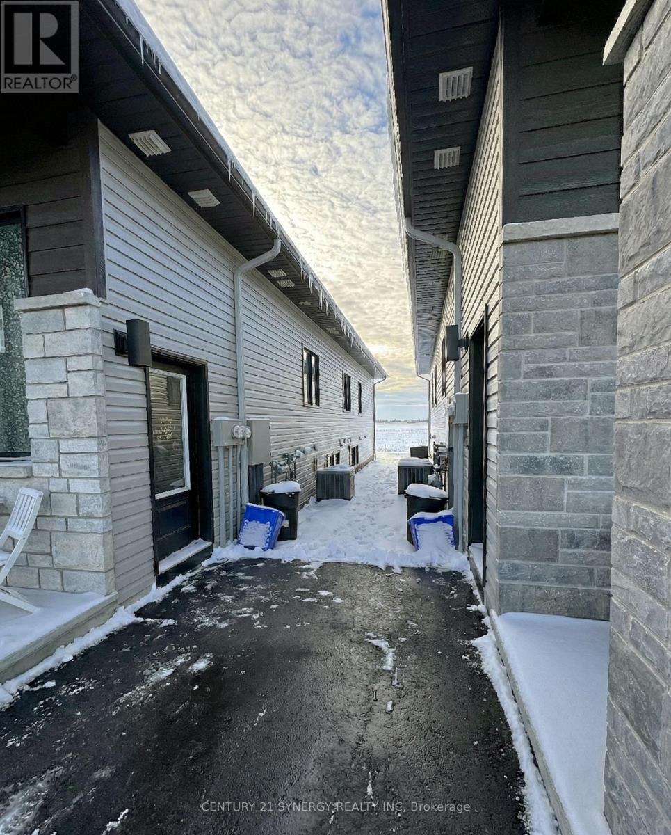 822 Namur Street, Russell, Ontario  K0A 1W0 - Photo 11 - X12644908