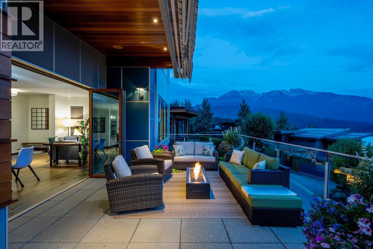 8529 Ashleigh Mcivor Drive, Whistler, British Columbia  V8E 1L9 - Photo 8 - R3074590