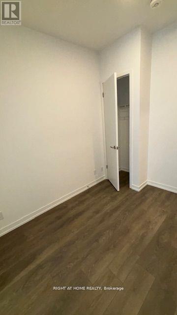 C0511 - 8 Beverley Glen Boulevard, Vaughan, Ontario  L4J 8N8 - Photo 9 - N12644910