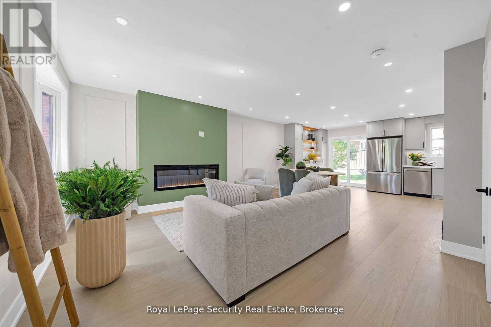 74 ANDREA LANE, Vaughan, Ontario