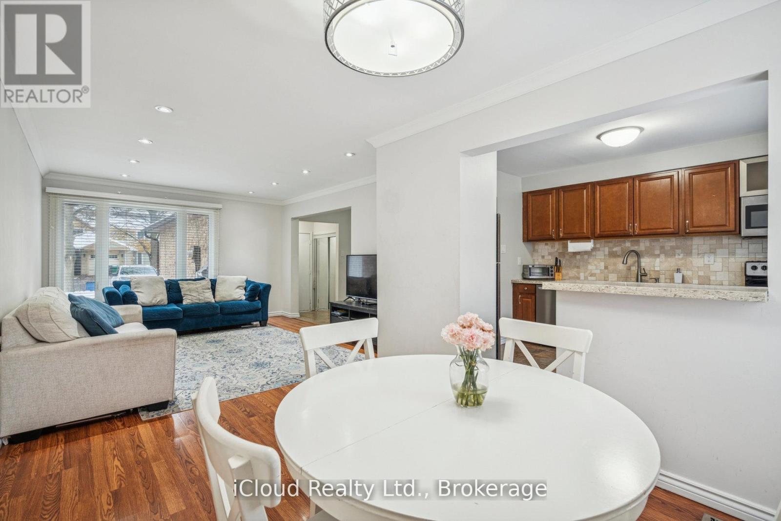 36 Berkshire Square E, Brampton, Ontario  L6Z 1N4 - Photo 14 - W12644890