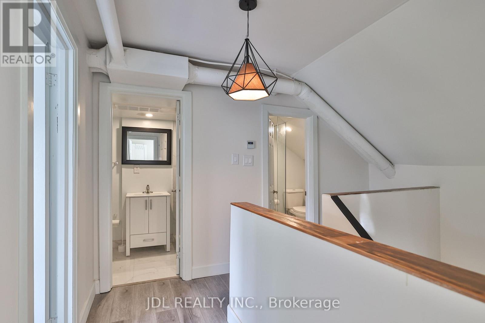 7 - 5 Sorauren Avenue, Toronto, Ontario  M6R 2C6 - Photo 12 - W12644916