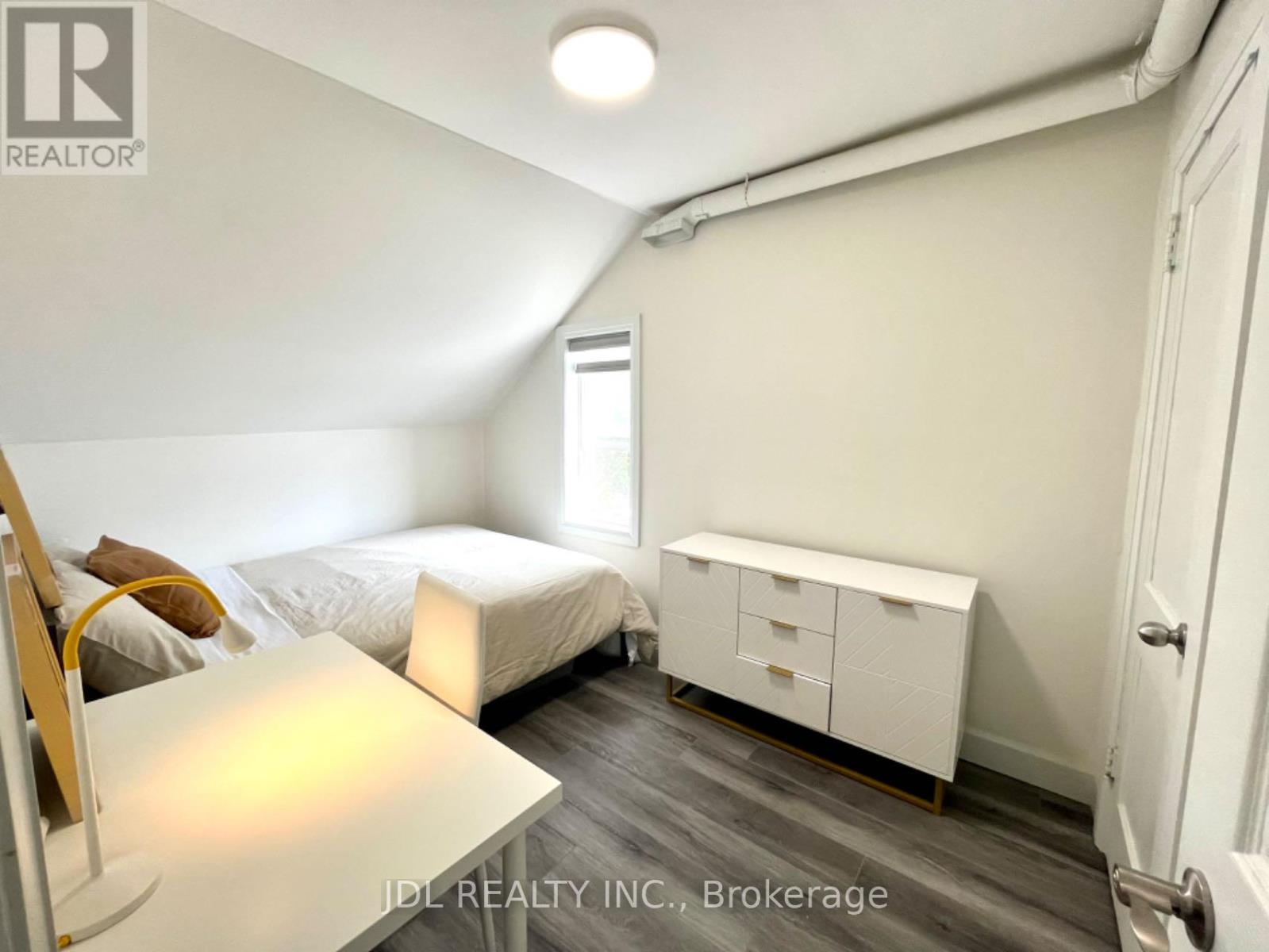 7 - 5 Sorauren Avenue, Toronto, Ontario  M6R 2C6 - Photo 35 - W12644916