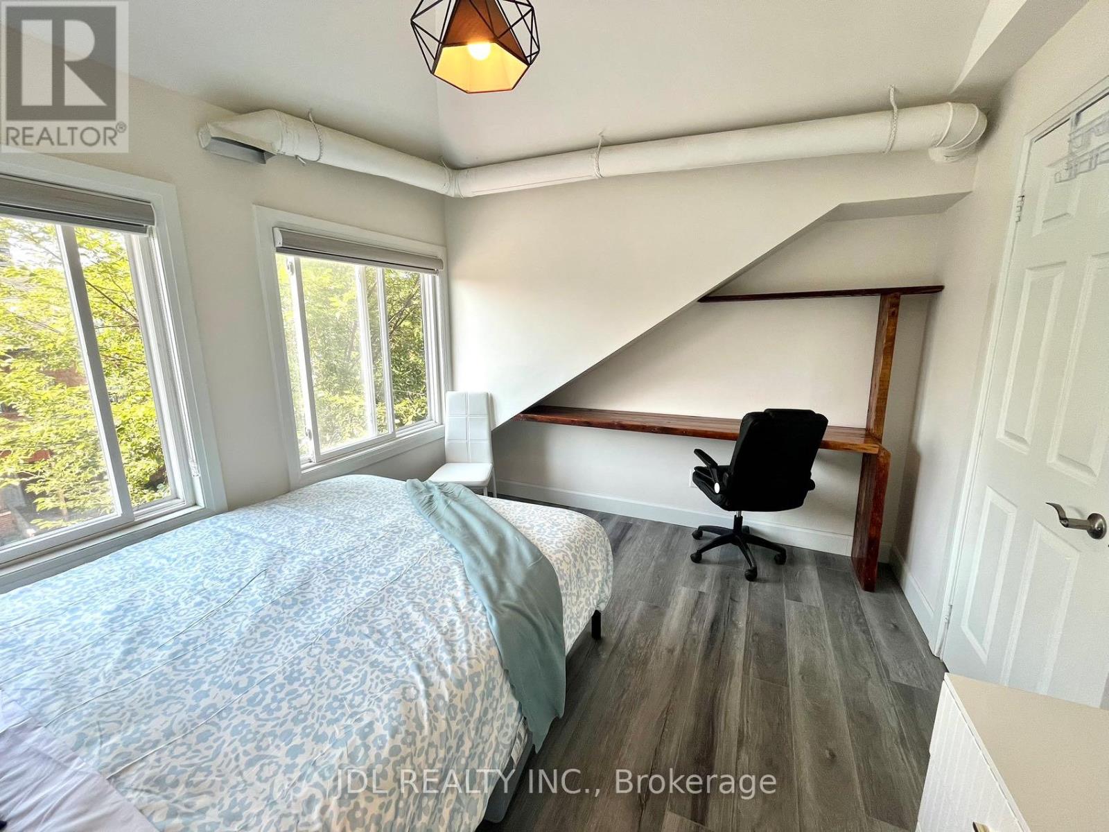 7 - 5 Sorauren Avenue, Toronto, Ontario  M6R 2C6 - Photo 39 - W12644916