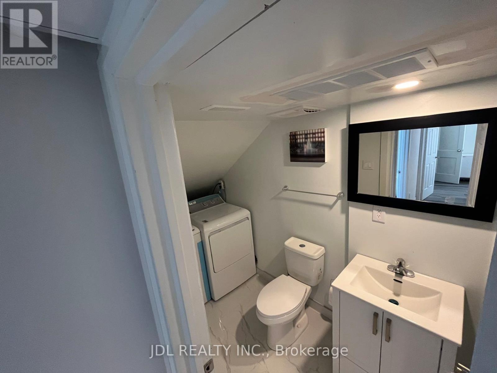 7 - 5 Sorauren Avenue, Toronto, Ontario  M6R 2C6 - Photo 43 - W12644916