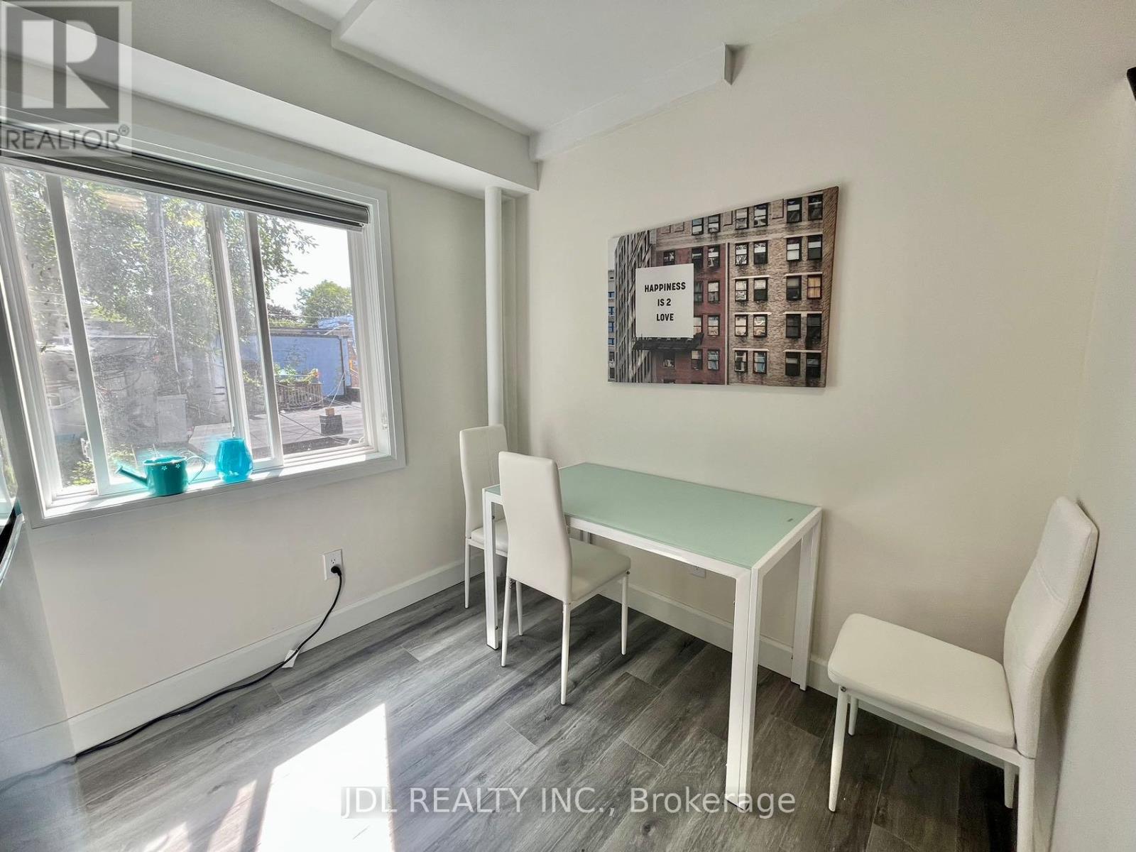 7 - 5 Sorauren Avenue, Toronto, Ontario  M6R 2C6 - Photo 46 - W12644916