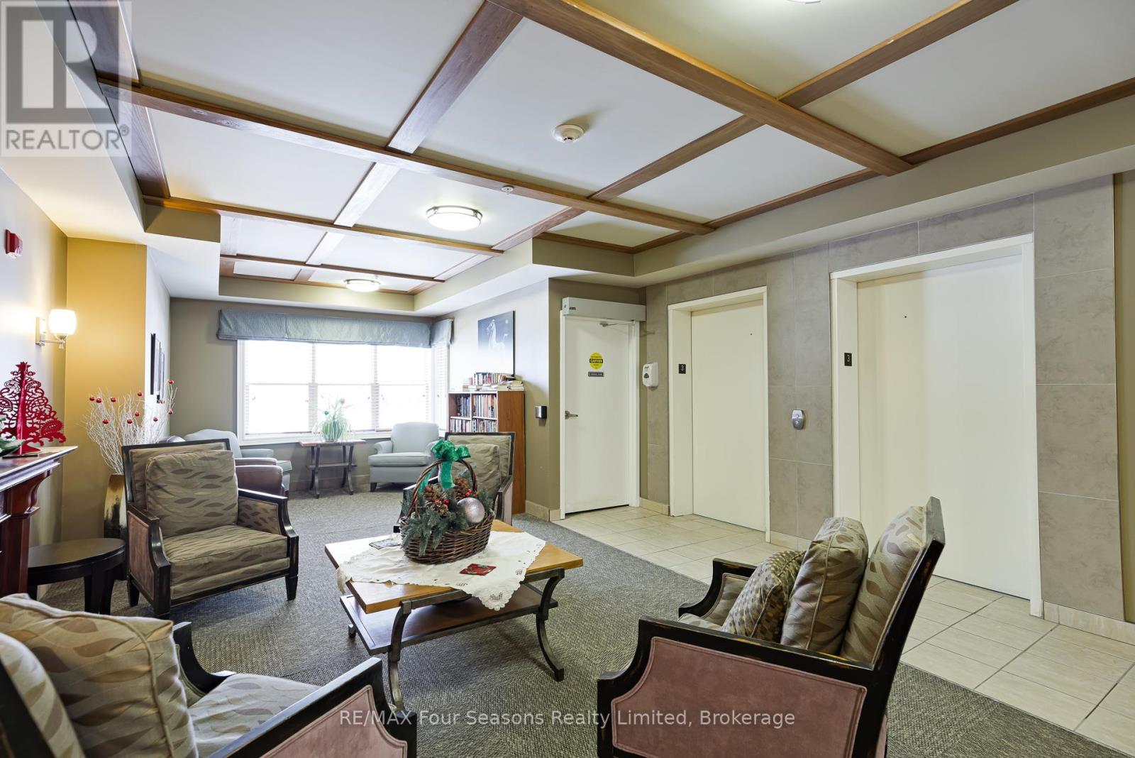 310 - 91 Raglan Street, Collingwood, Ontario  L9Y 0B2 - Photo 28 - S12644928