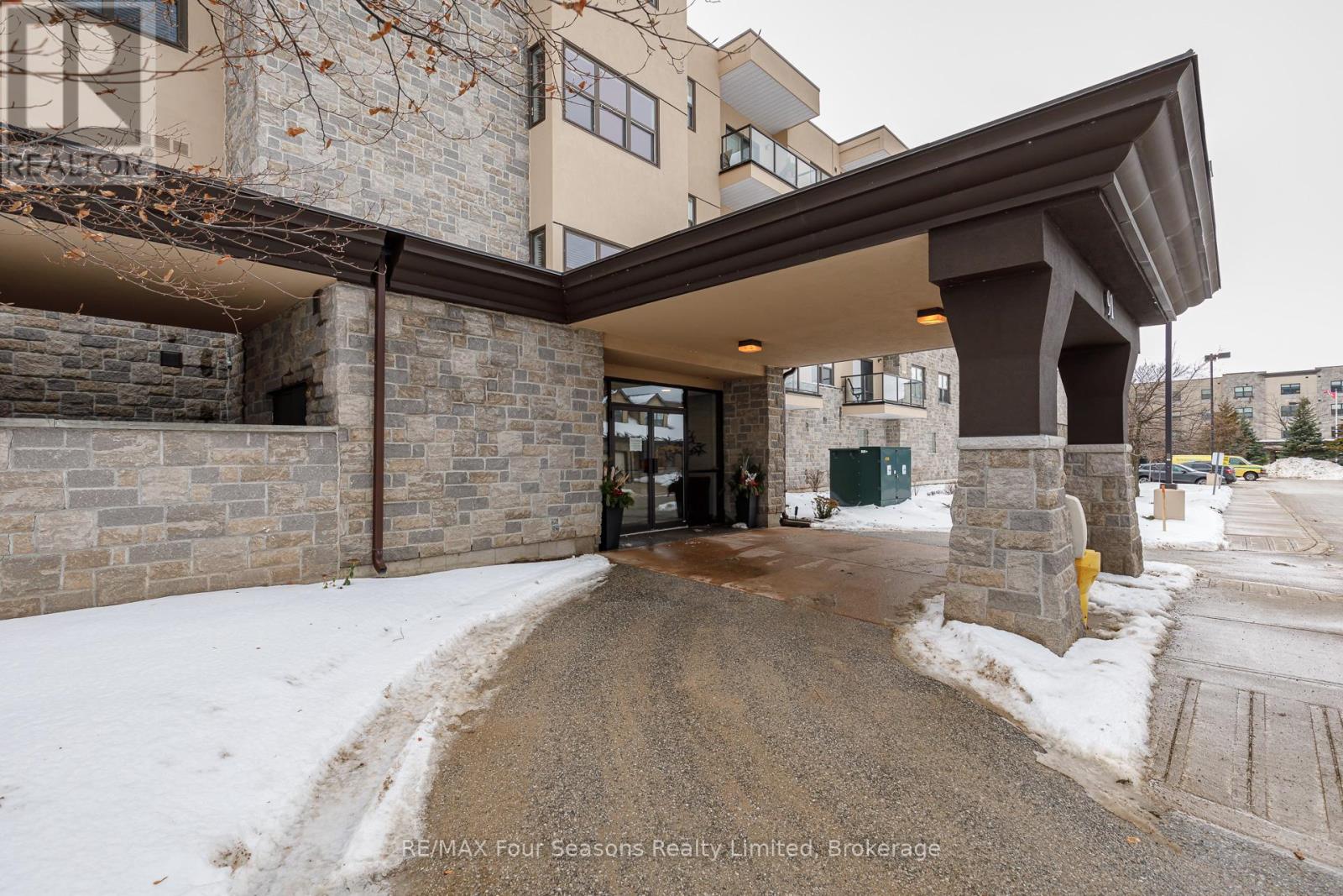 310 - 91 Raglan Street, Collingwood, Ontario  L9Y 0B2 - Photo 32 - S12644928