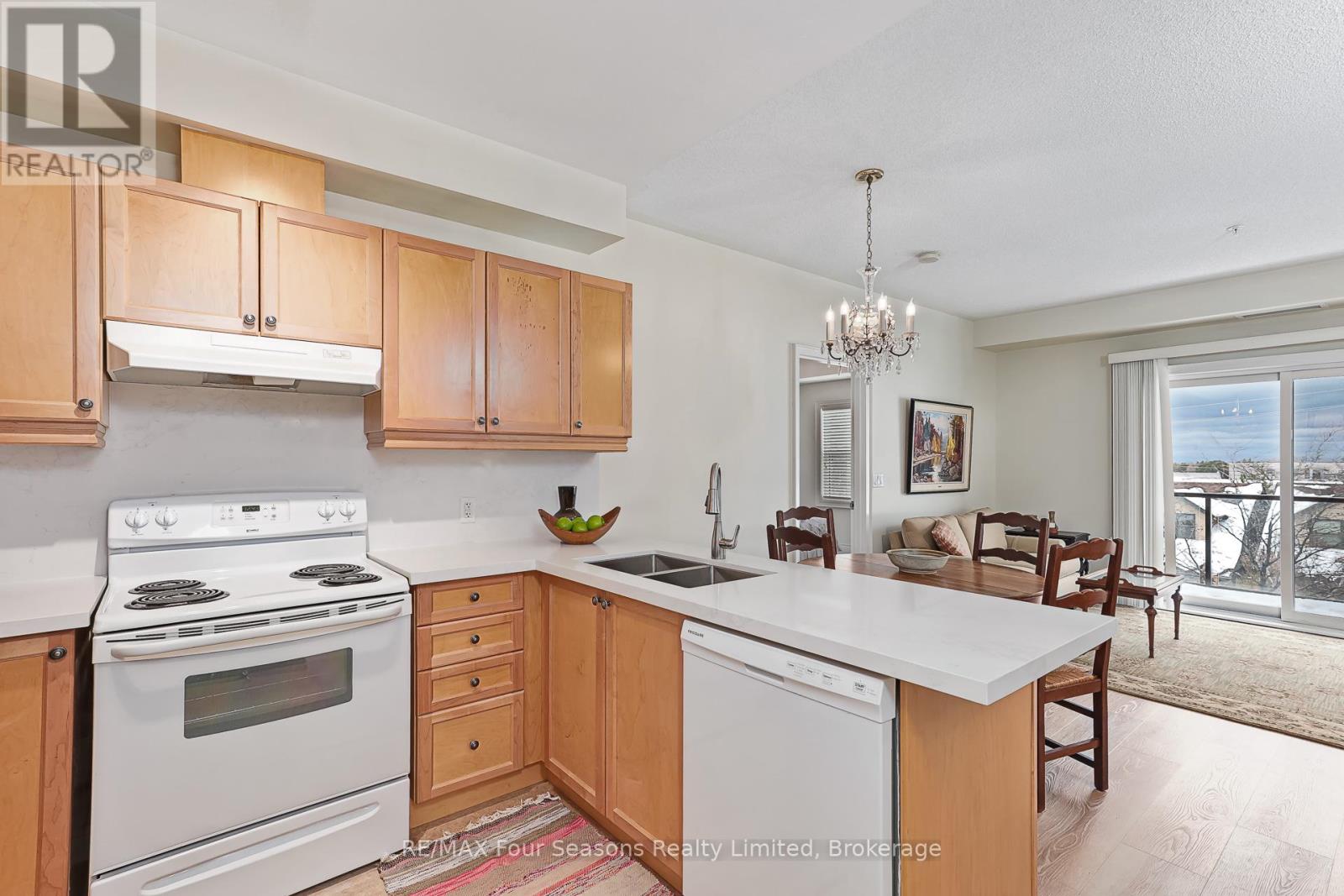 310 - 91 Raglan Street, Collingwood, Ontario  L9Y 0B2 - Photo 5 - S12644928