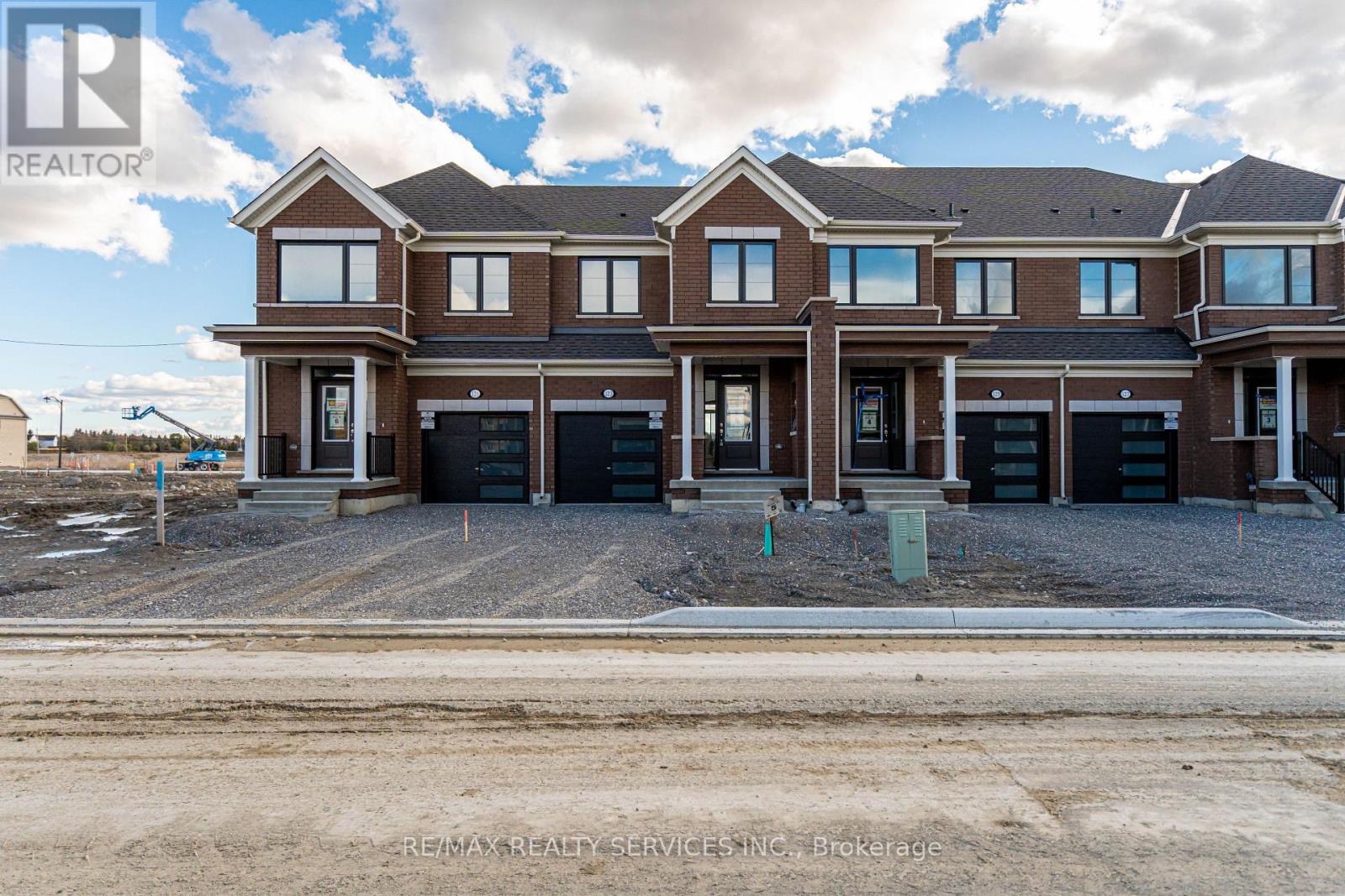 123 SANDERSON DRIVE, Kawartha Lakes, Ontario