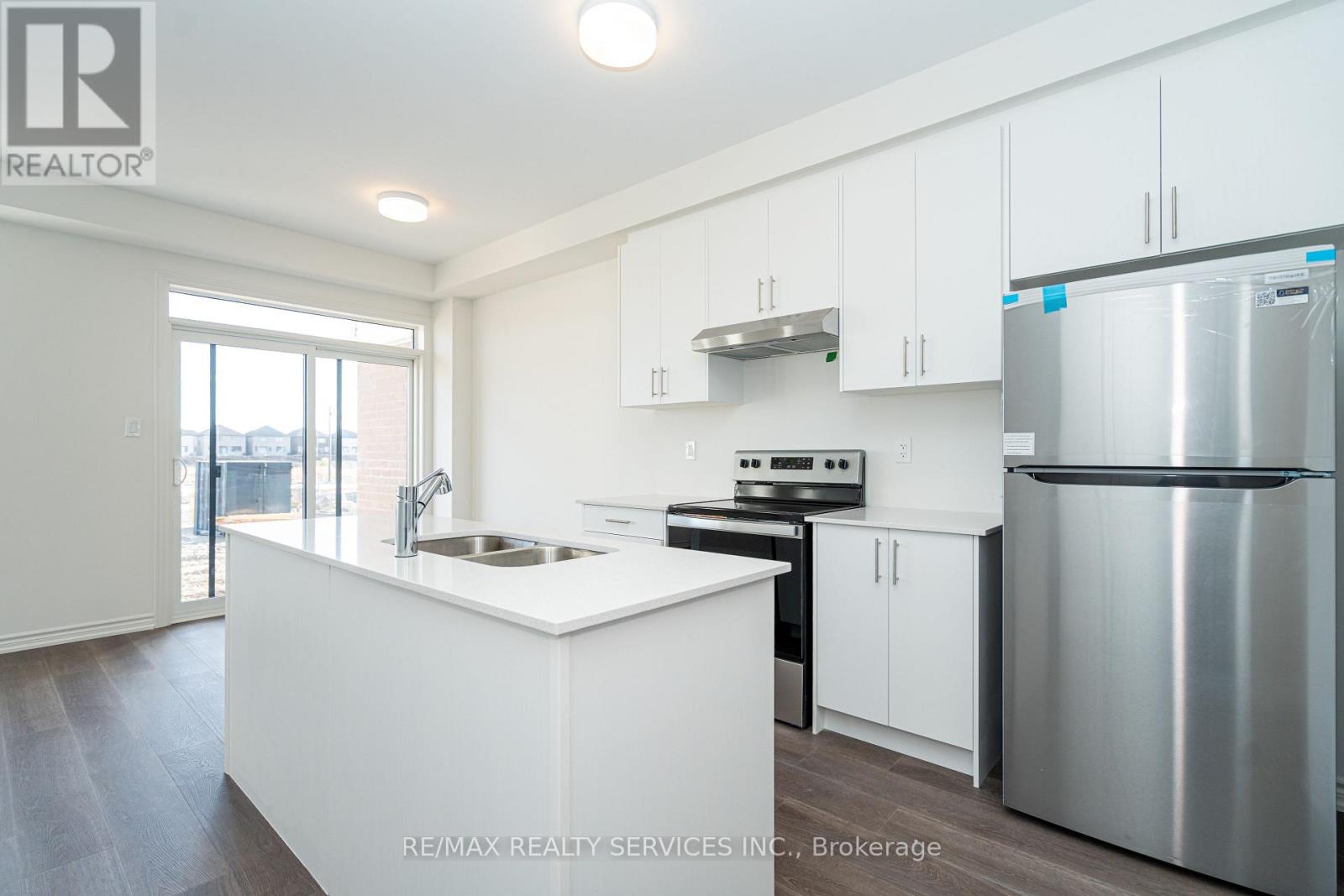 123 Sanderson Drive, Kawartha Lakes, Ontario  K9V 0T2 - Photo 12 - X12644902