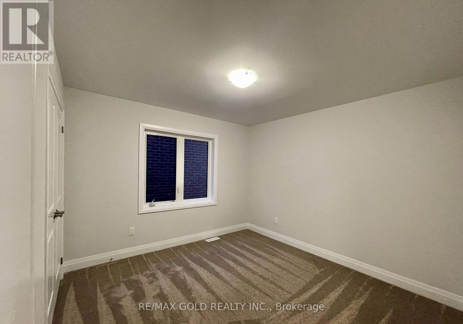 888 Knights Lane, Woodstock, Ontario  N4T 0P7 - Photo 10 - X12644906