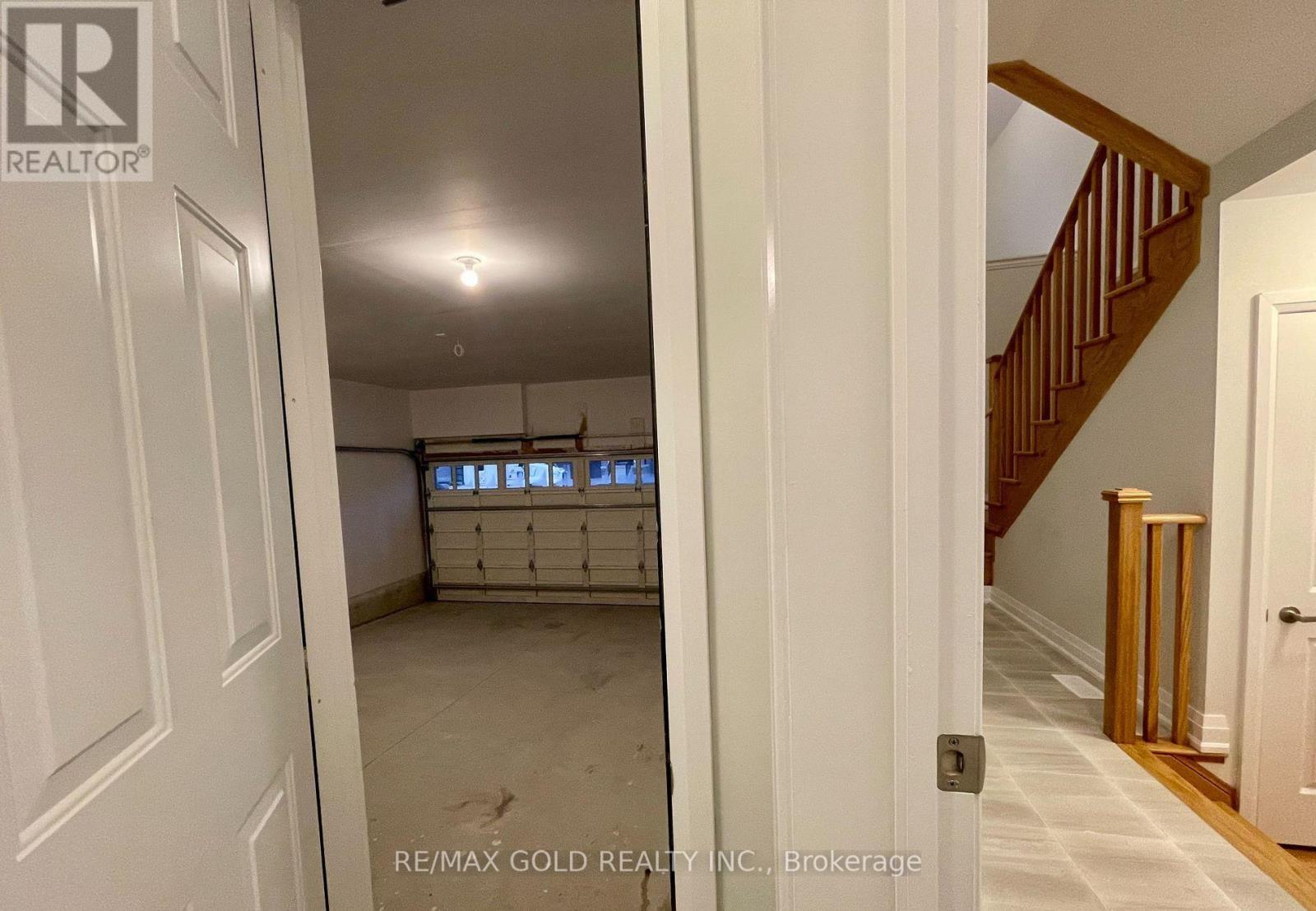 888 Knights Lane, Woodstock, Ontario  N4T 0P7 - Photo 15 - X12644906