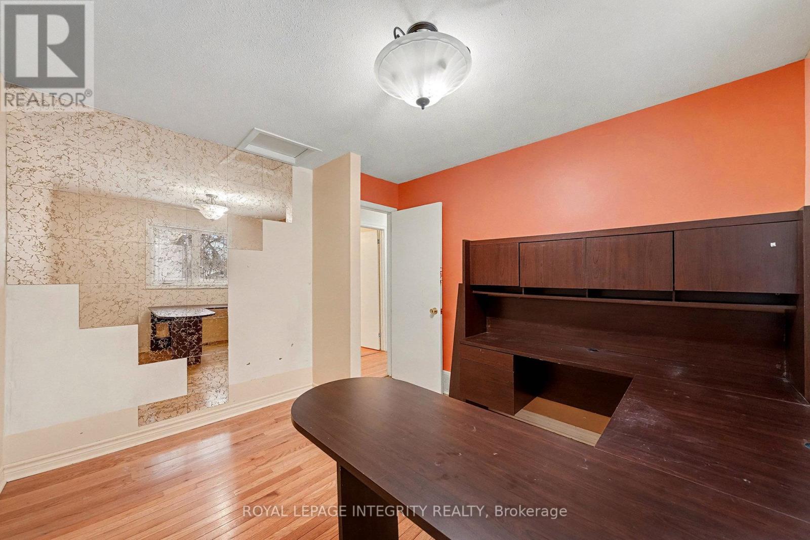 1160 Barnett Drive, Ottawa, Ontario  K4C 1C7 - Photo 13 - X12644926