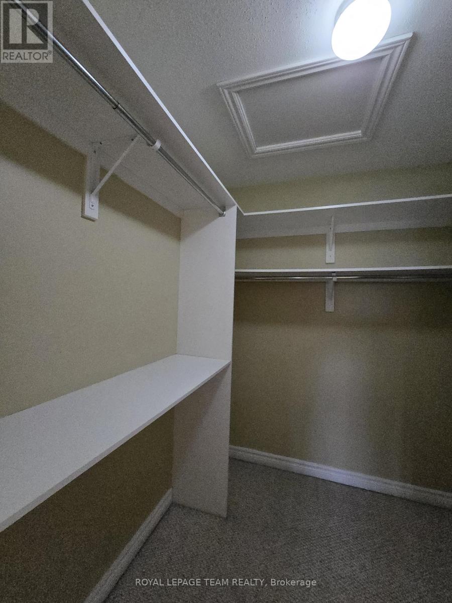 142 Hillman Marsh Way, Ottawa, Ontario  K1T 0A8 - Photo 24 - X12644958