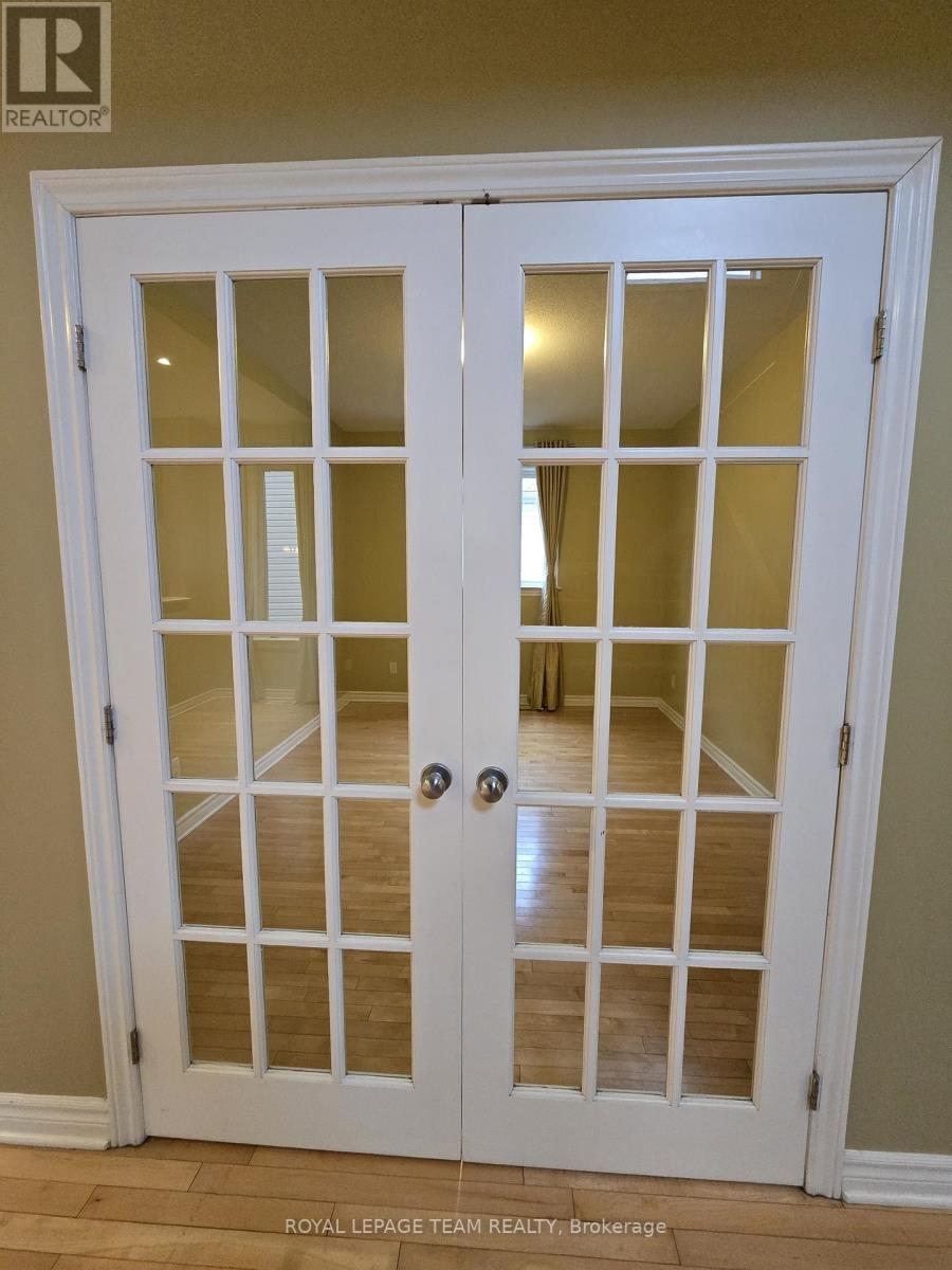 142 Hillman Marsh Way, Ottawa, Ontario  K1T 0A8 - Photo 28 - X12644958