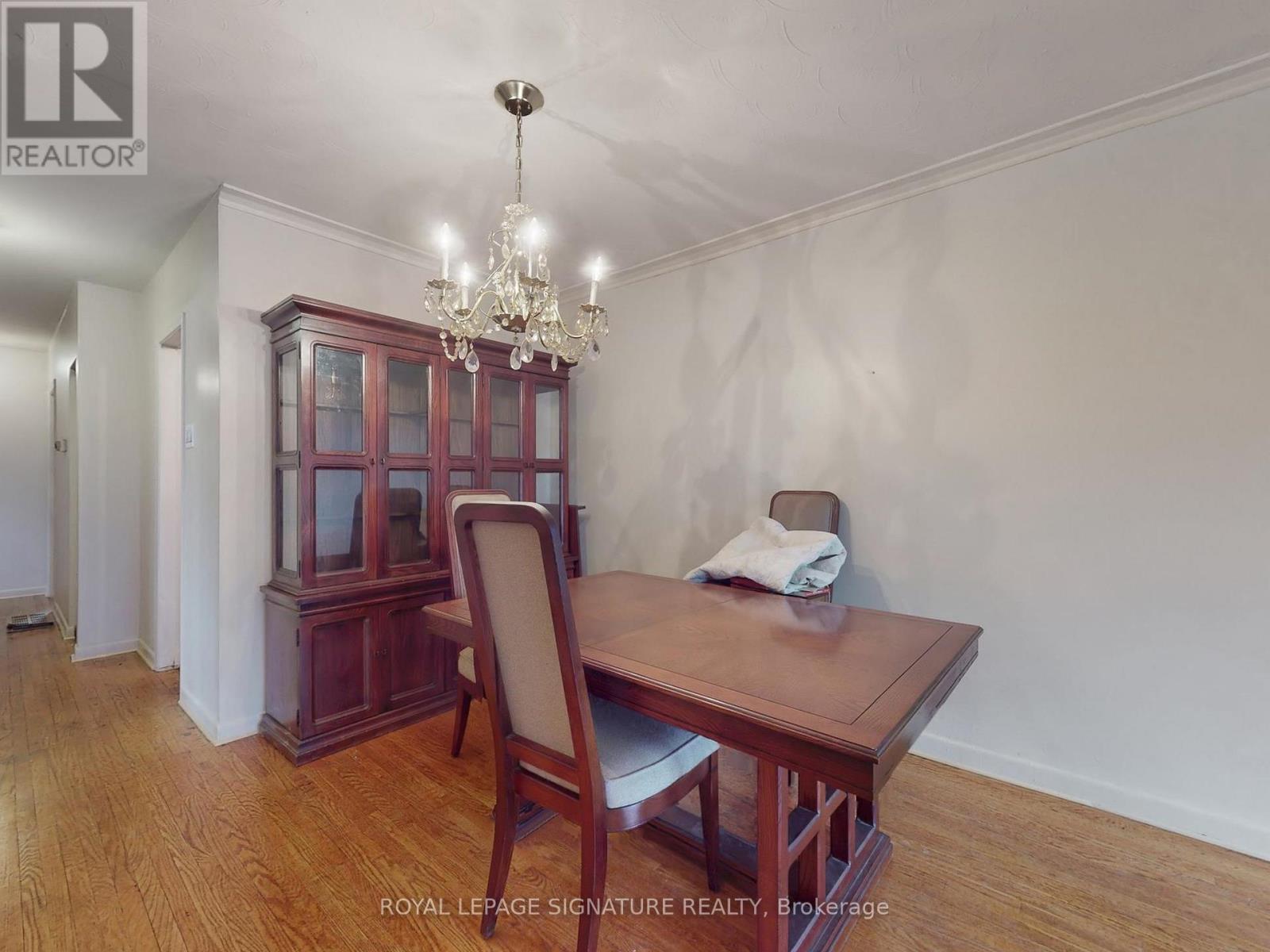 215 Woodsworth Road, Toronto, Ontario  M2L 2T5 - Photo 12 - C12643932