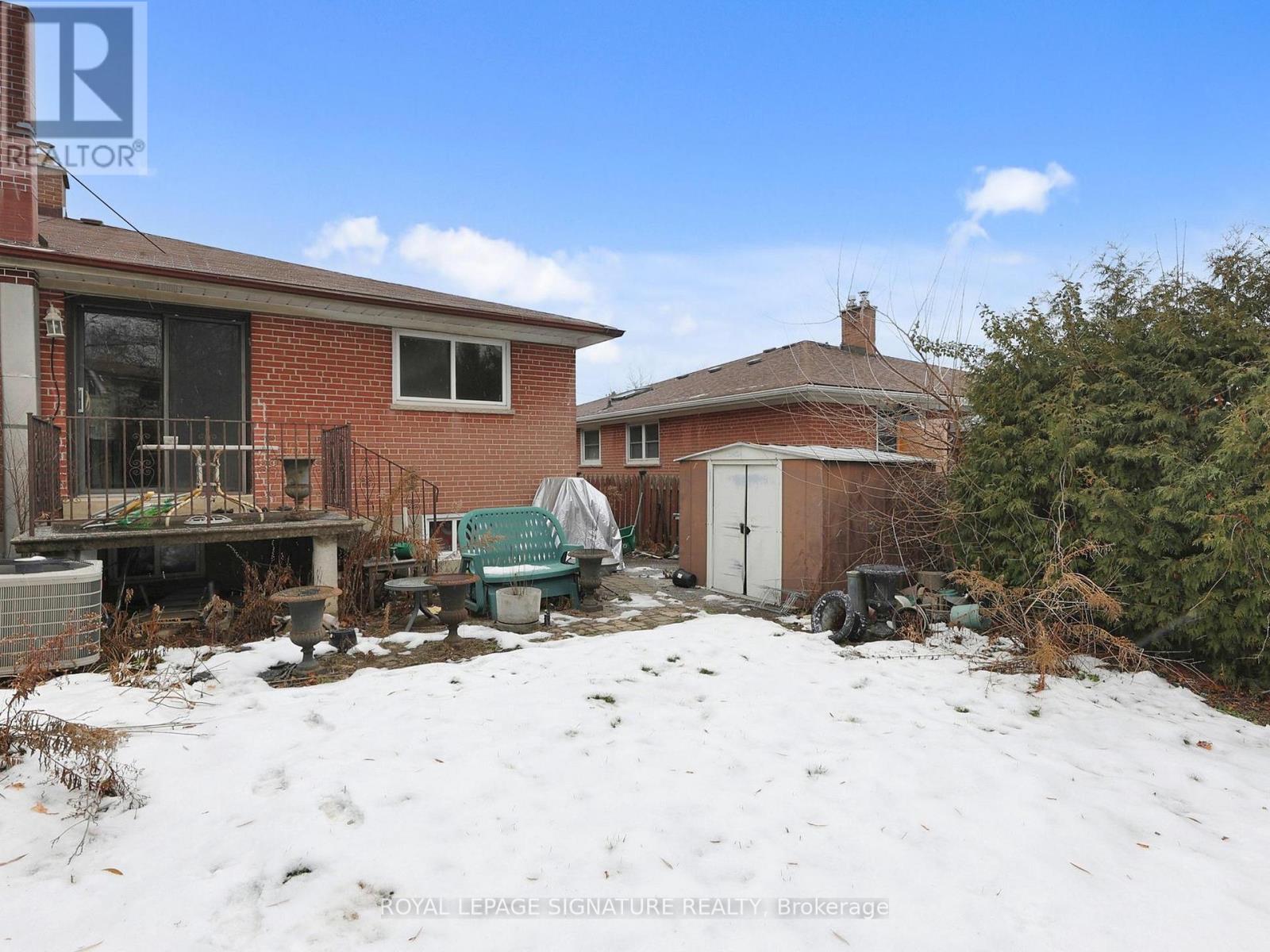 215 Woodsworth Road, Toronto, Ontario  M2L 2T5 - Photo 42 - C12643932
