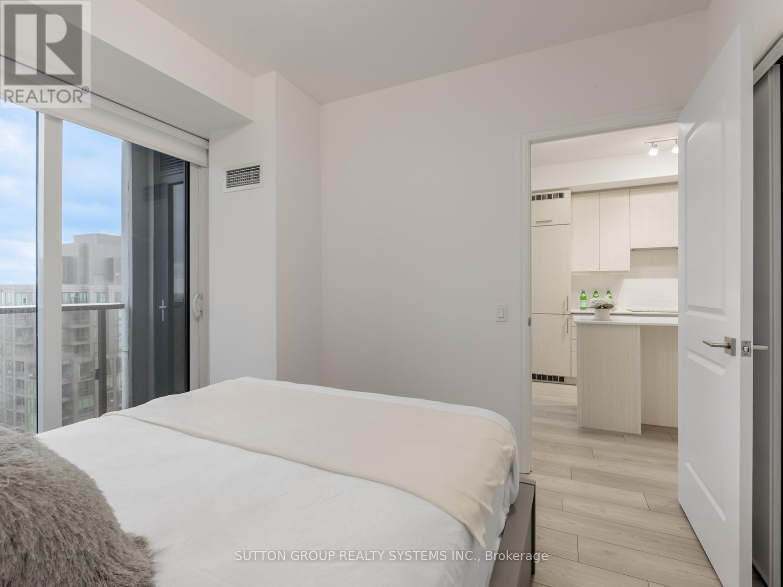 3206 - 36 Elm Drive W, Mississauga, Ontario  L5B 0N3 - Photo 14 - W12644844