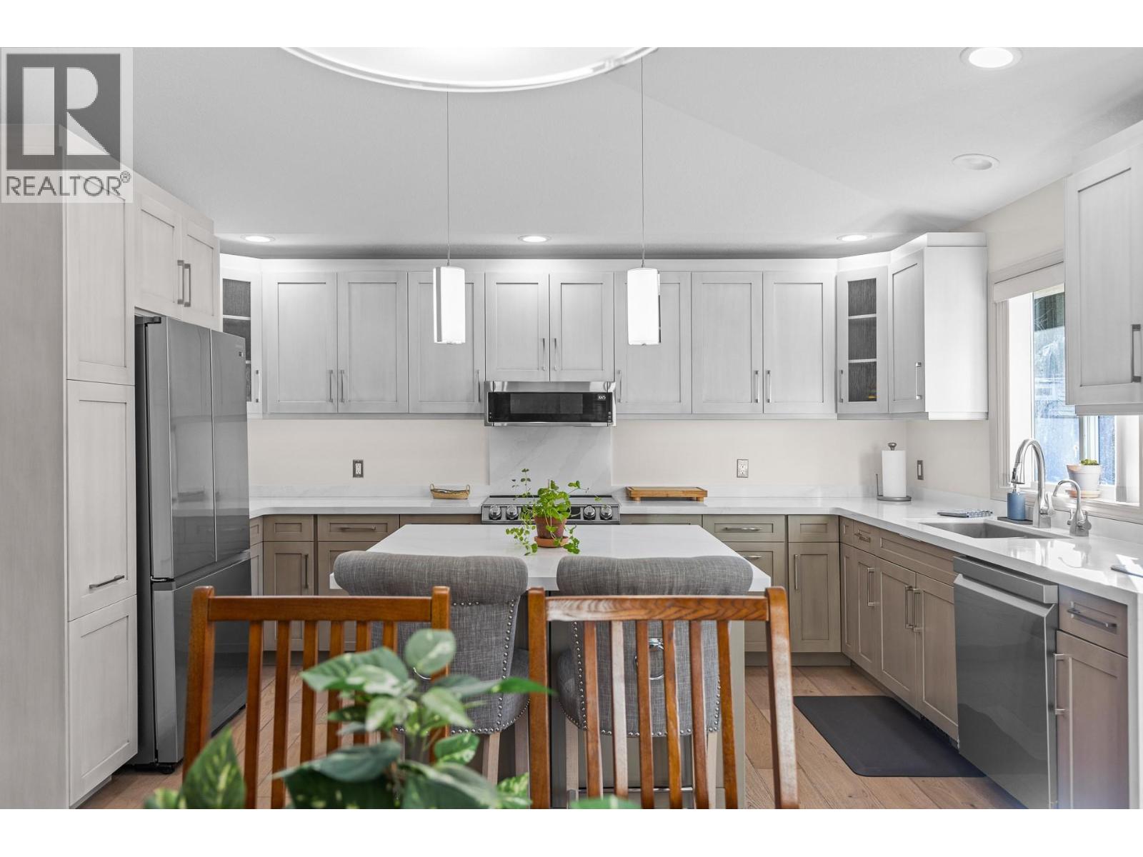 880 Mt Bulman Place, Vernon, British Columbia  V1B 2Z3 - Photo 12 - 10371180