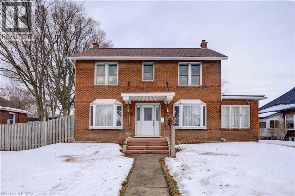688 COLBORNE Street, brantford, Ontario