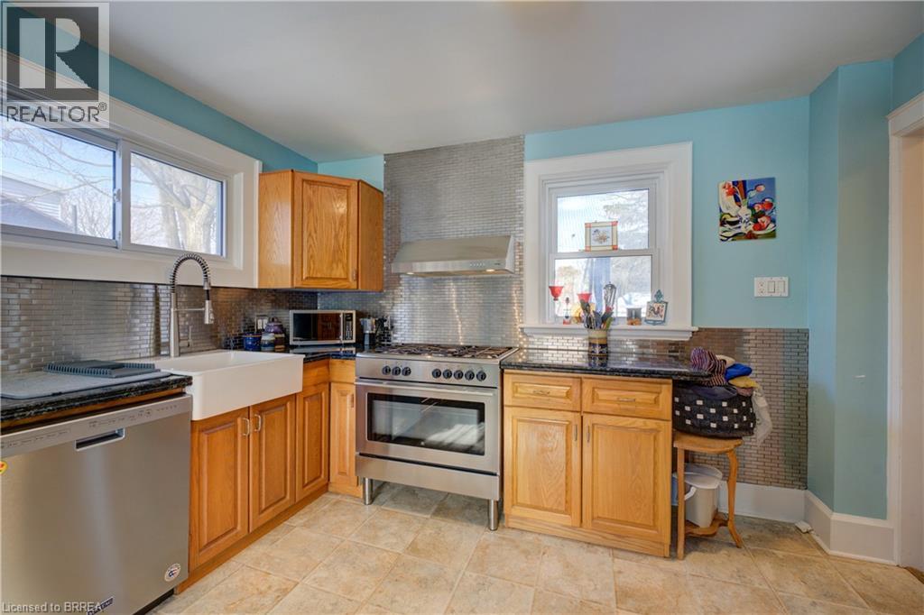 688 Colborne Street, Brantford, Ontario  N3S 3R1 - Photo 10 - 40794244