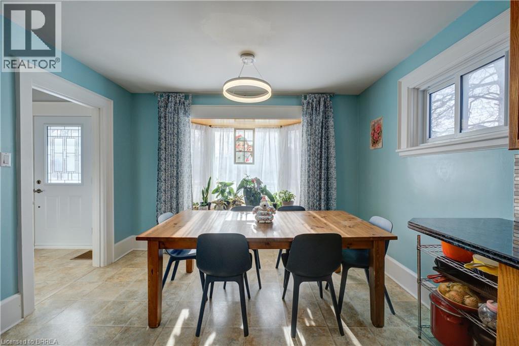 688 Colborne Street, Brantford, Ontario  N3S 3R1 - Photo 16 - 40794244