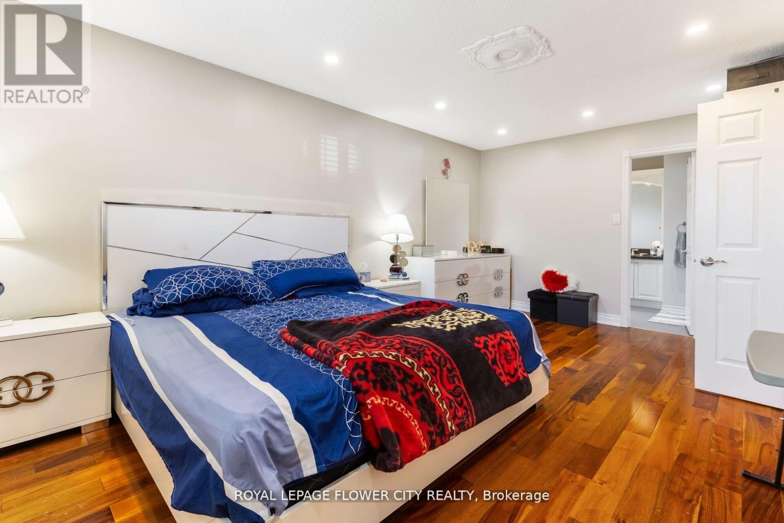 15 Thistle Ridge Drive Ne, Vaughan, Ontario  L2L 3K3 - Photo 21 - N12644962