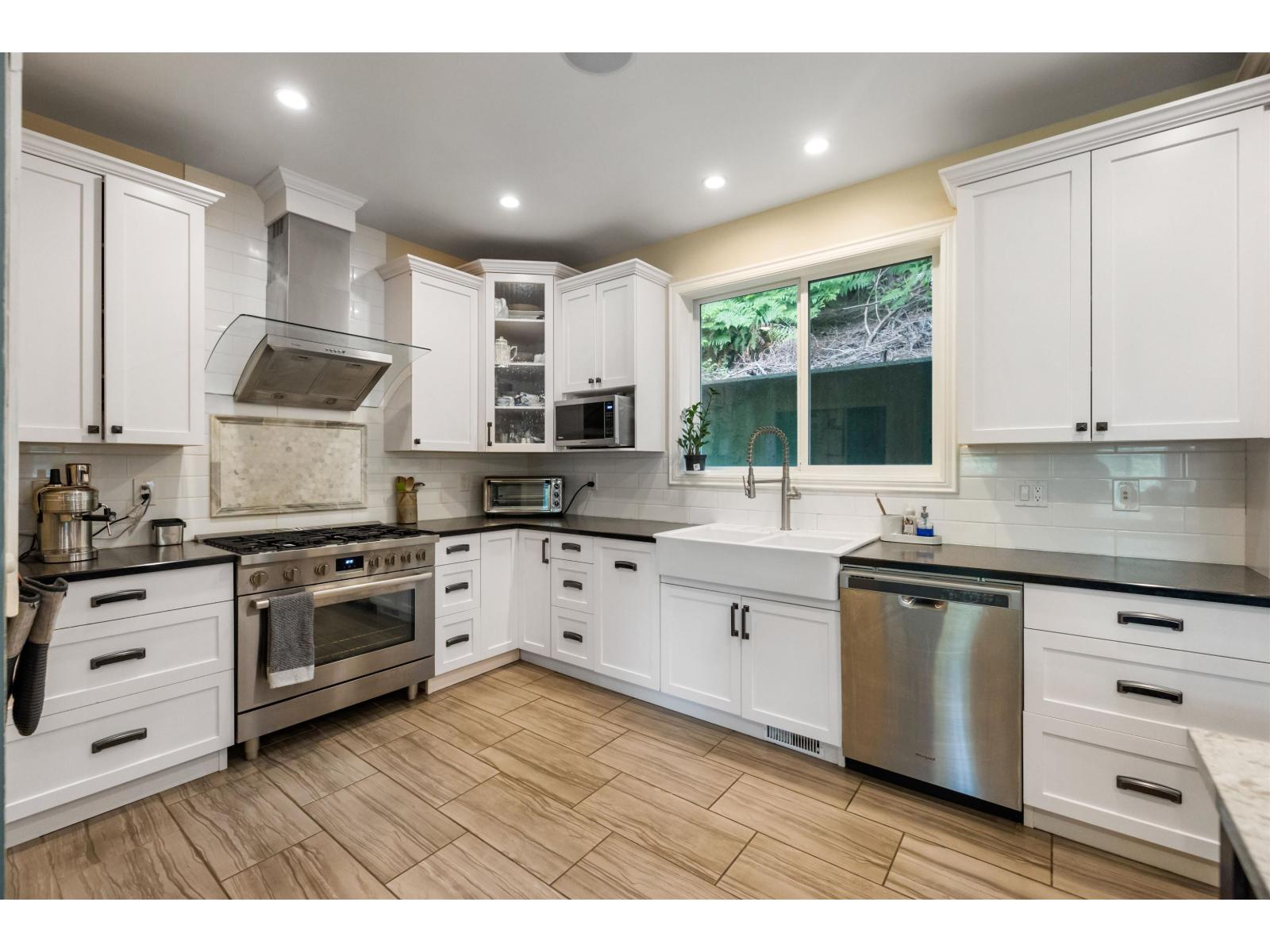 35005 Bateman Road, Abbotsford, British Columbia  V2S 7Y8 - Photo 13 - R3036646