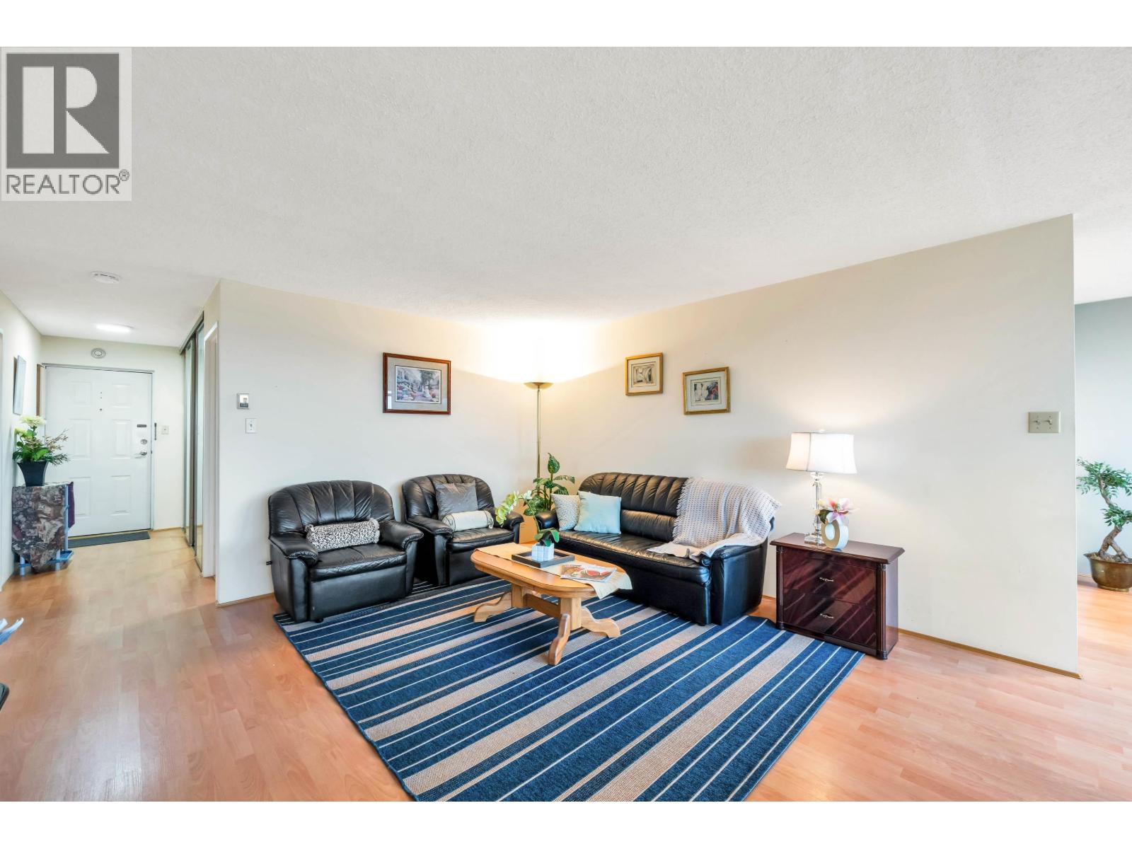 1010 6611 Minoru Boulevard, Richmond, British Columbia  V6Y 1Y9 - Photo 8 - R3074554