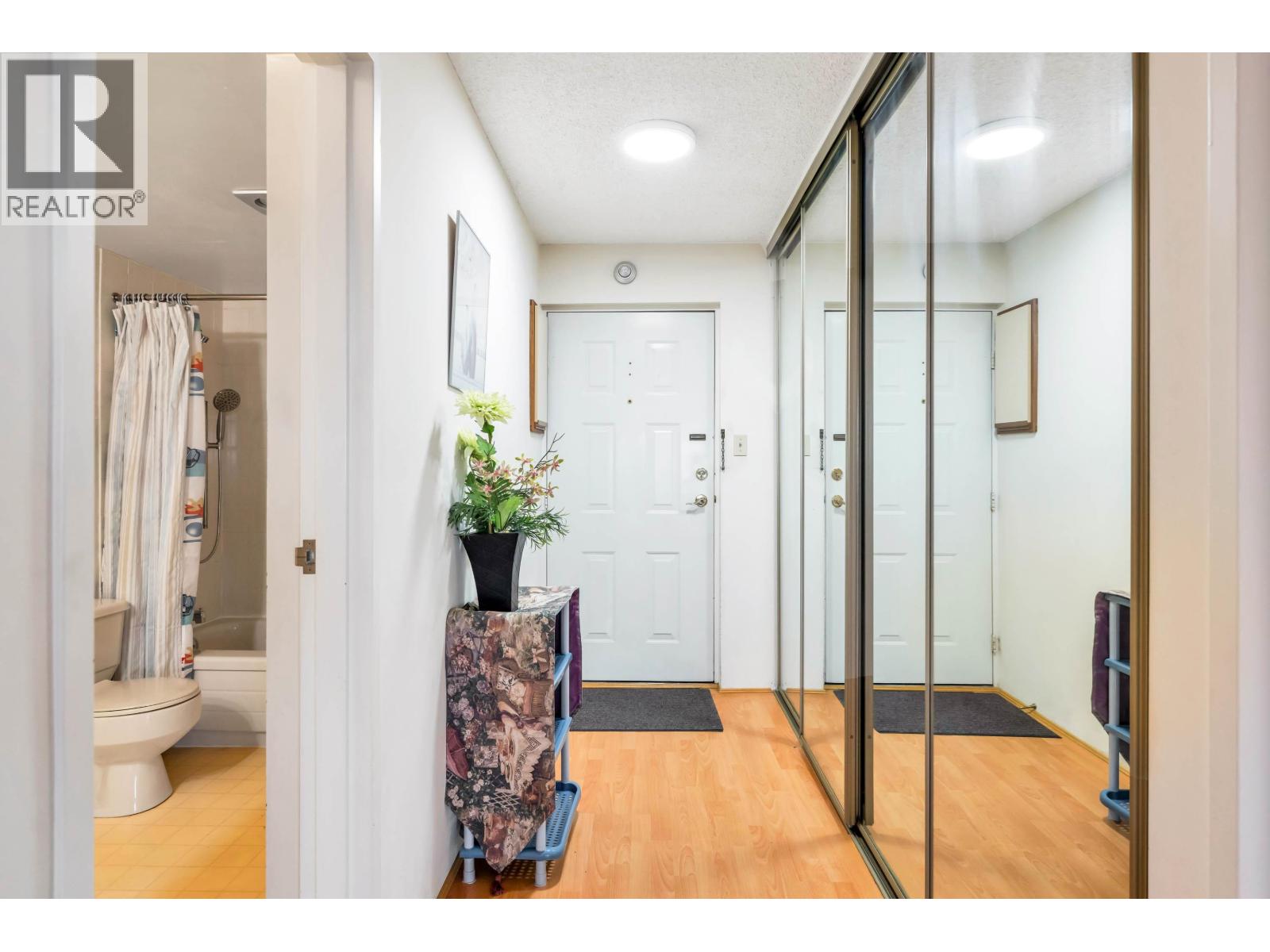 1010 6611 Minoru Boulevard, Richmond, British Columbia  V6Y 1Y9 - Photo 24 - R3074554