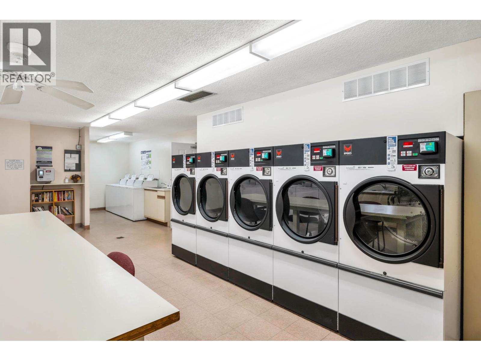 1010 6611 Minoru Boulevard, Richmond, British Columbia  V6Y 1Y9 - Photo 33 - R3074554