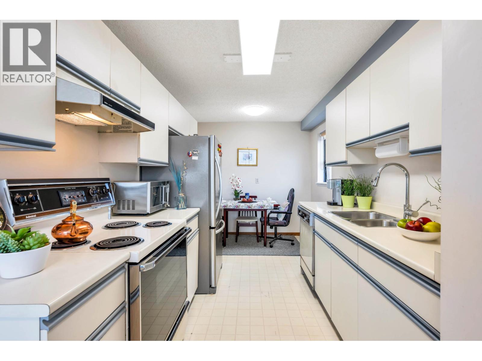 1010 6611 Minoru Boulevard, Richmond, British Columbia  V6Y 1Y9 - Photo 19 - R3074554