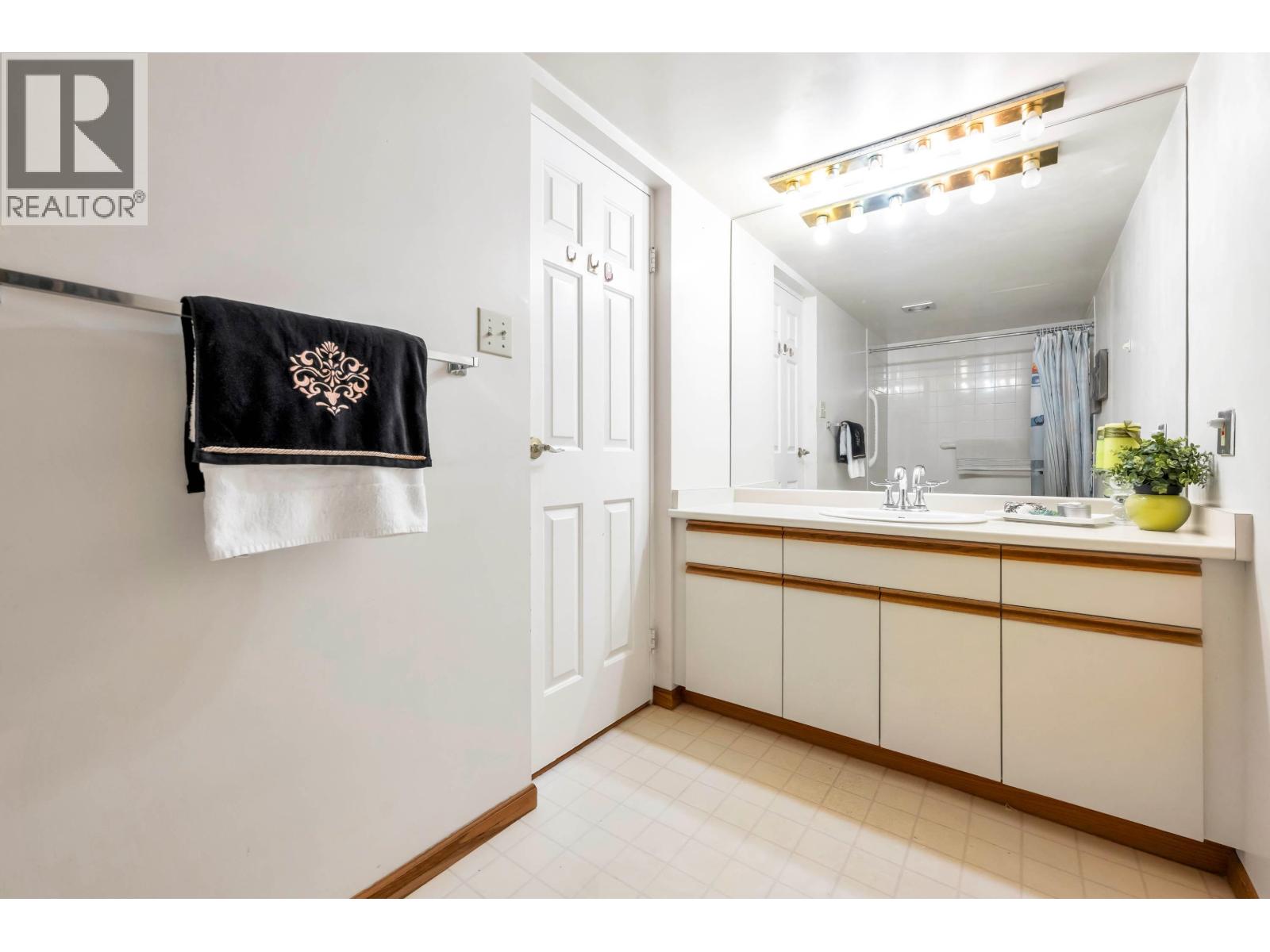 1010 6611 Minoru Boulevard, Richmond, British Columbia  V6Y 1Y9 - Photo 29 - R3074554