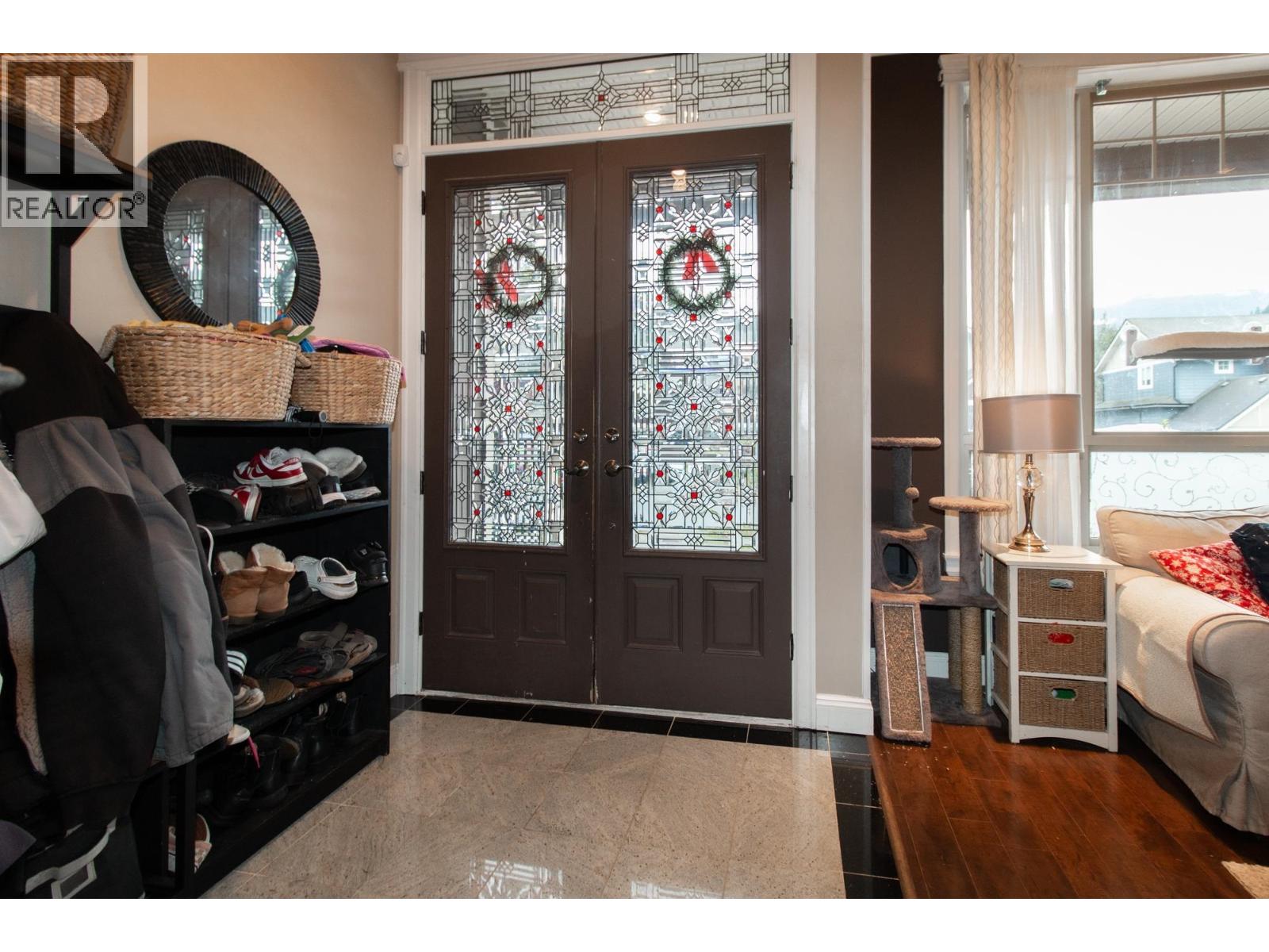 39043 Kingfisher Road, Squamish, British Columbia V8B 0S9 - Photo 3 - R3074614