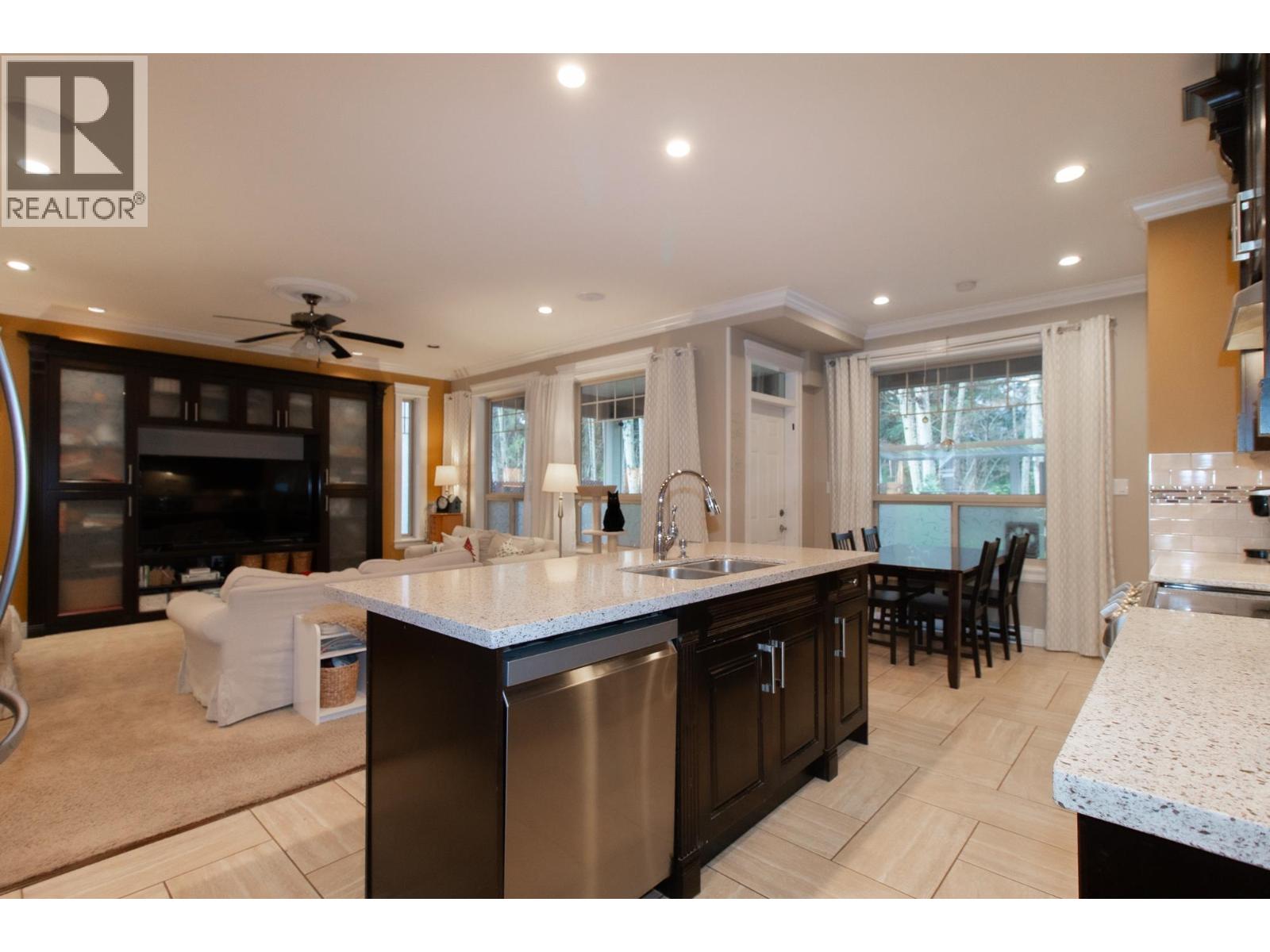 39043 Kingfisher Road, Squamish, British Columbia V8B 0S9 - Photo 10 - R3074614