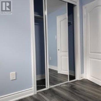 12 Manzanita Crescent, Brampton, Ontario  L7A 4C4 - Photo 8 - W12644920