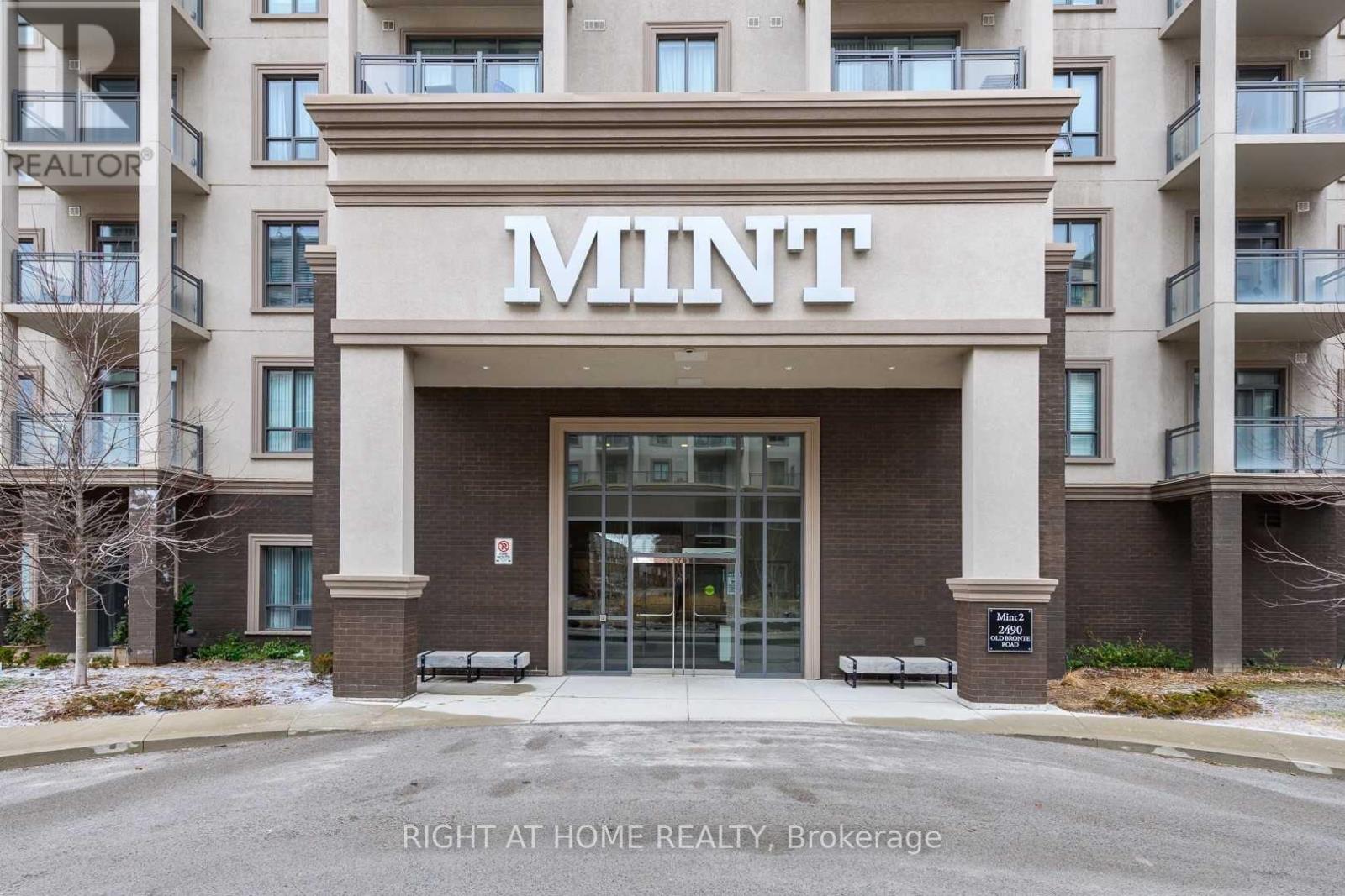 616 - 2490 OLD BRONTE ROAD, Oakville, Ontario