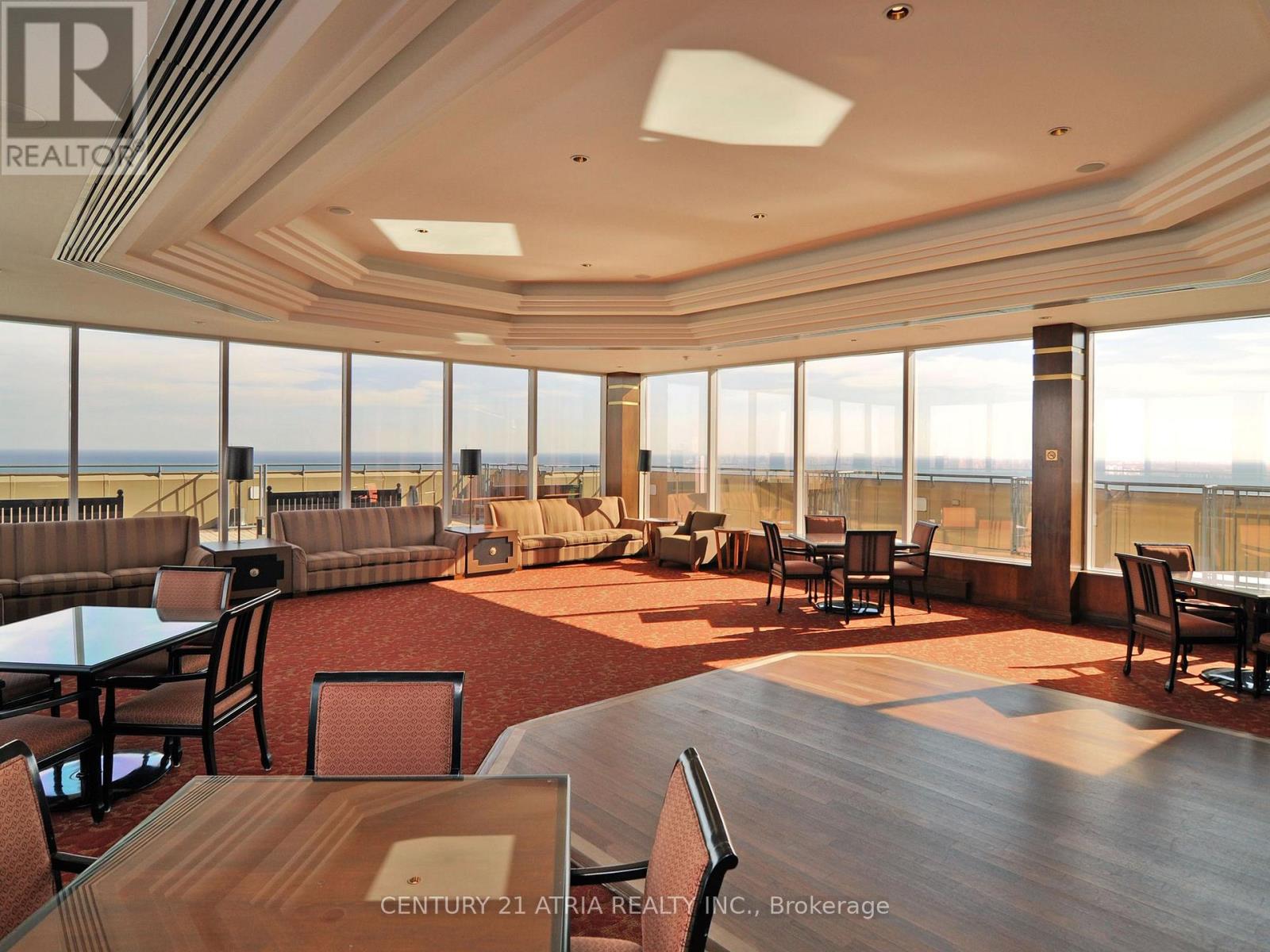 2310 - 1 Palace Pier Court, Toronto, Ontario  M8V 3W9 - Photo 18 - W12644940