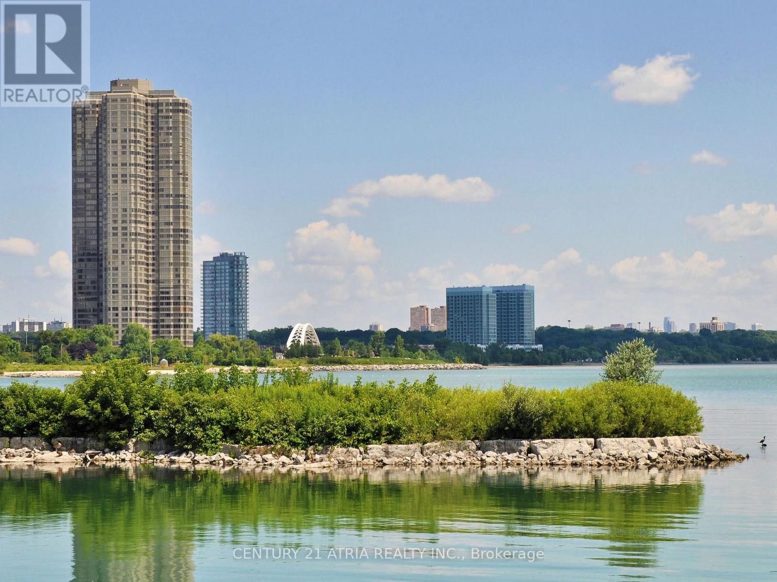 2310 - 1 Palace Pier Court, Toronto, Ontario  M8V 3W9 - Photo 28 - W12644940