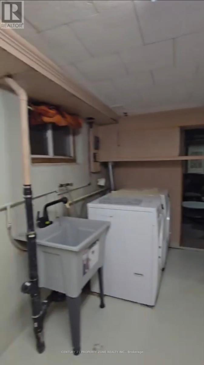 6300 Corwin Crescent, Niagara Falls, Ontario  L2G 2M1 - Photo 8 - X12644950