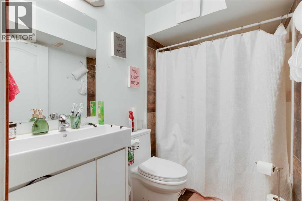 1409 Kings Heights Boulevard Se, Airdrie, Alberta  T4A 0A1 - Photo 36 - A2275325